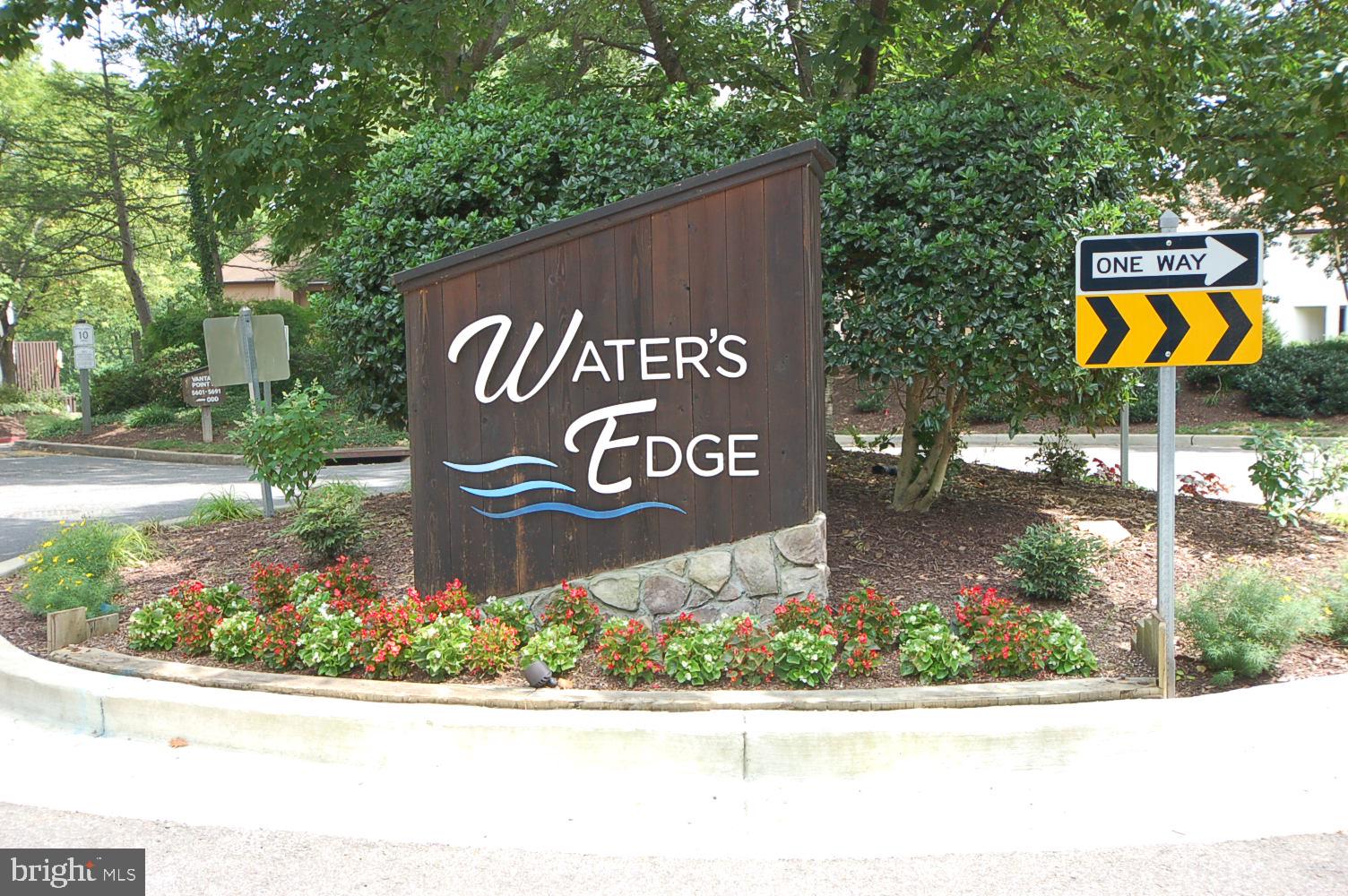 WATERS EDGE - Residential