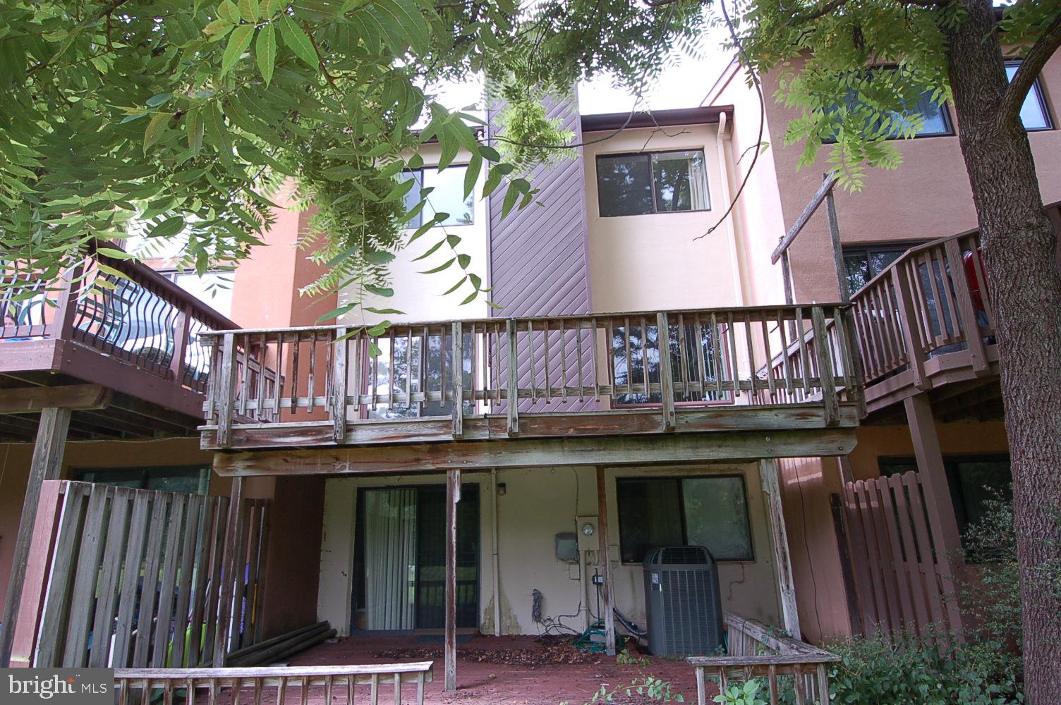WATERS EDGE - Residential