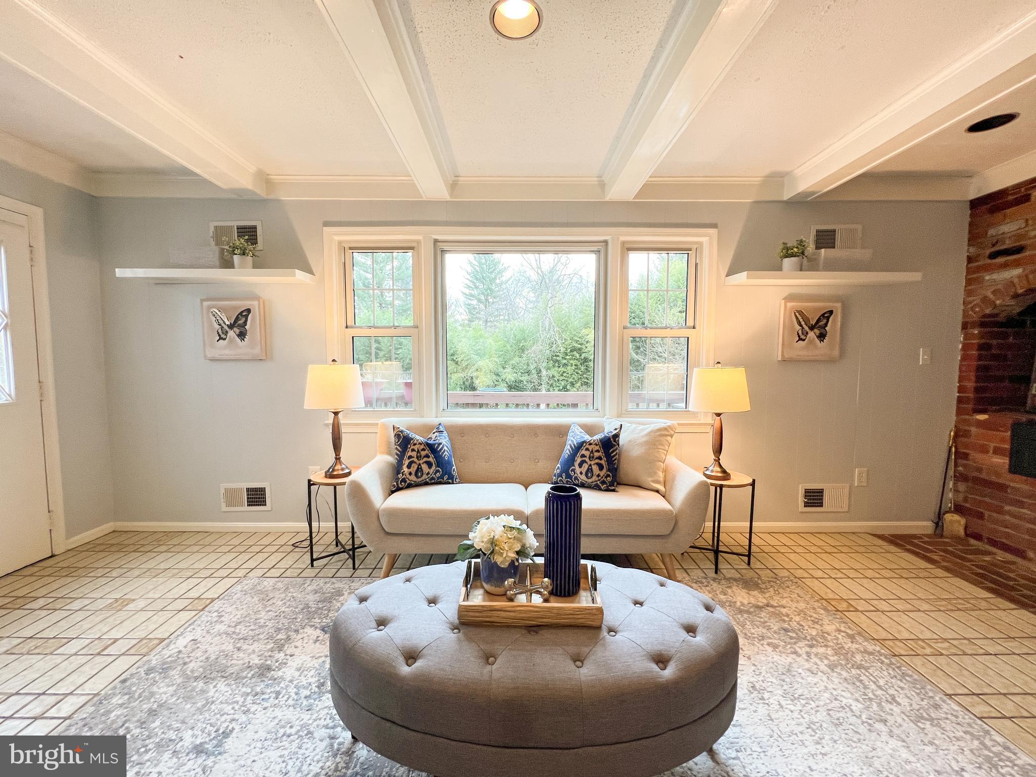 LAYHILL VILLAGE - Residential
