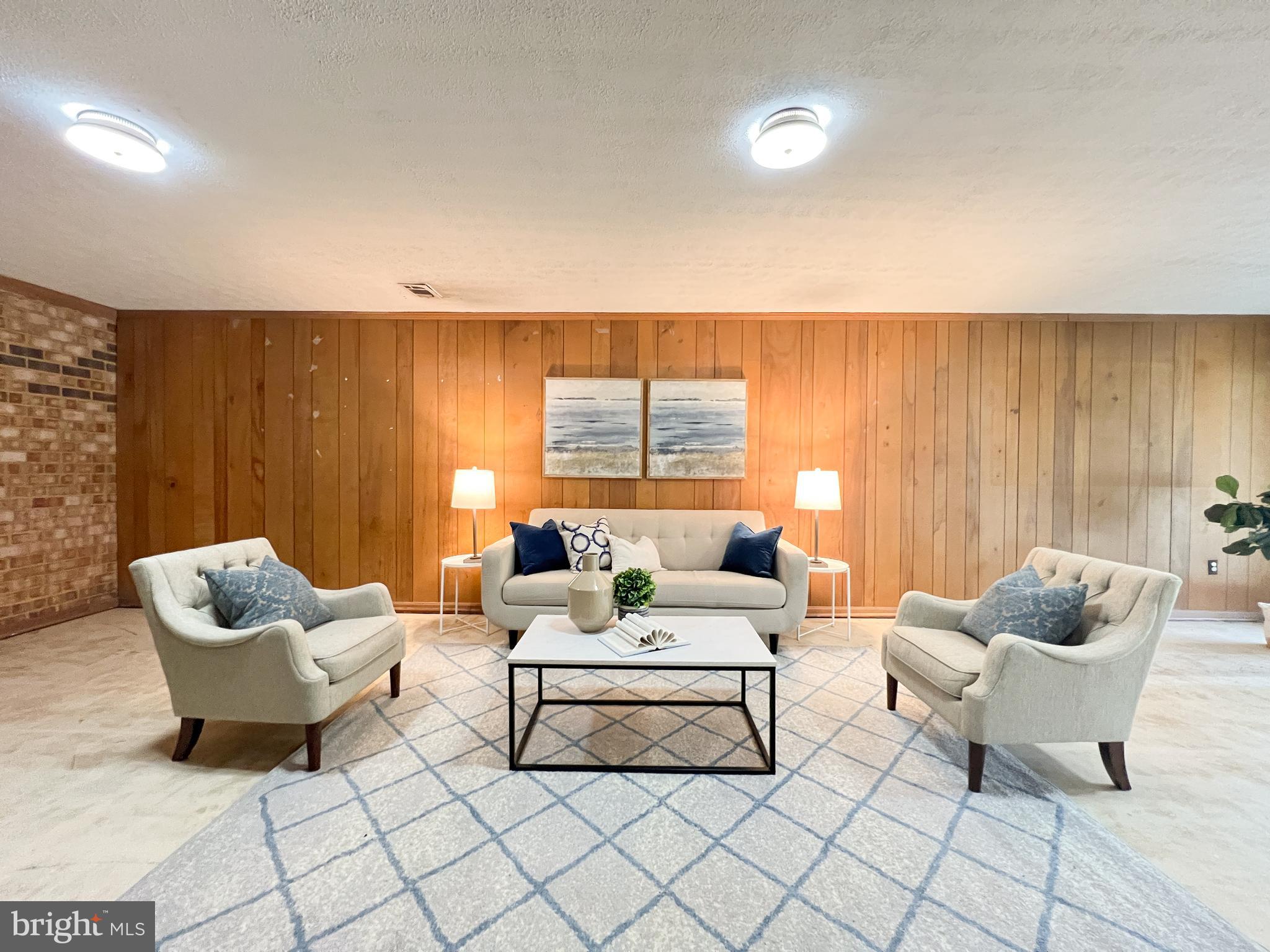 LAYHILL VILLAGE - Residential