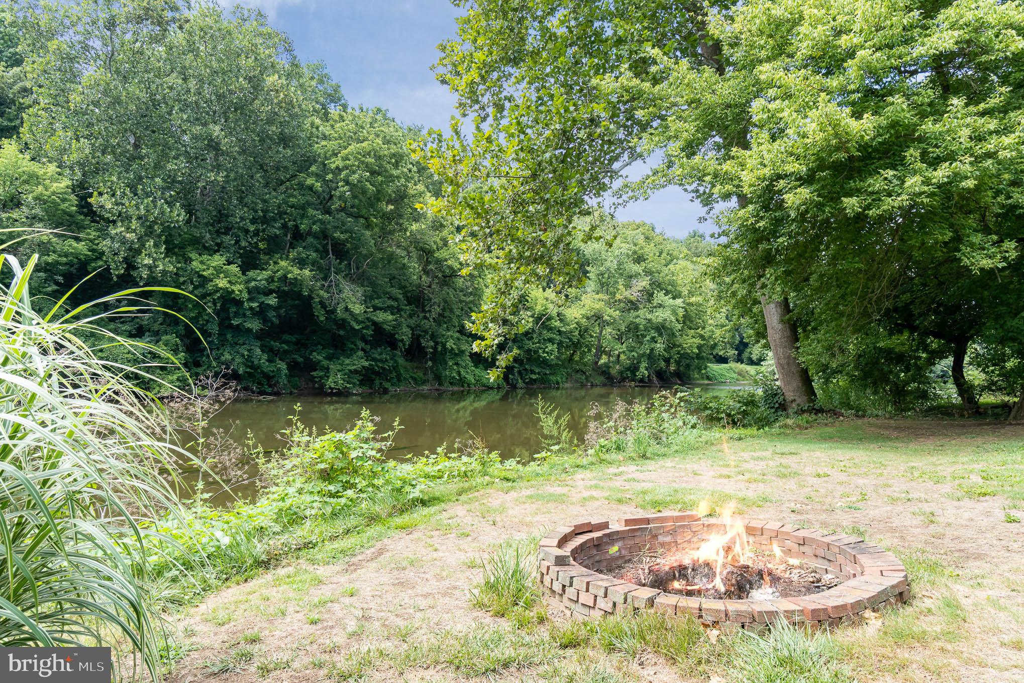 WINDOLPH LANDING - Residential