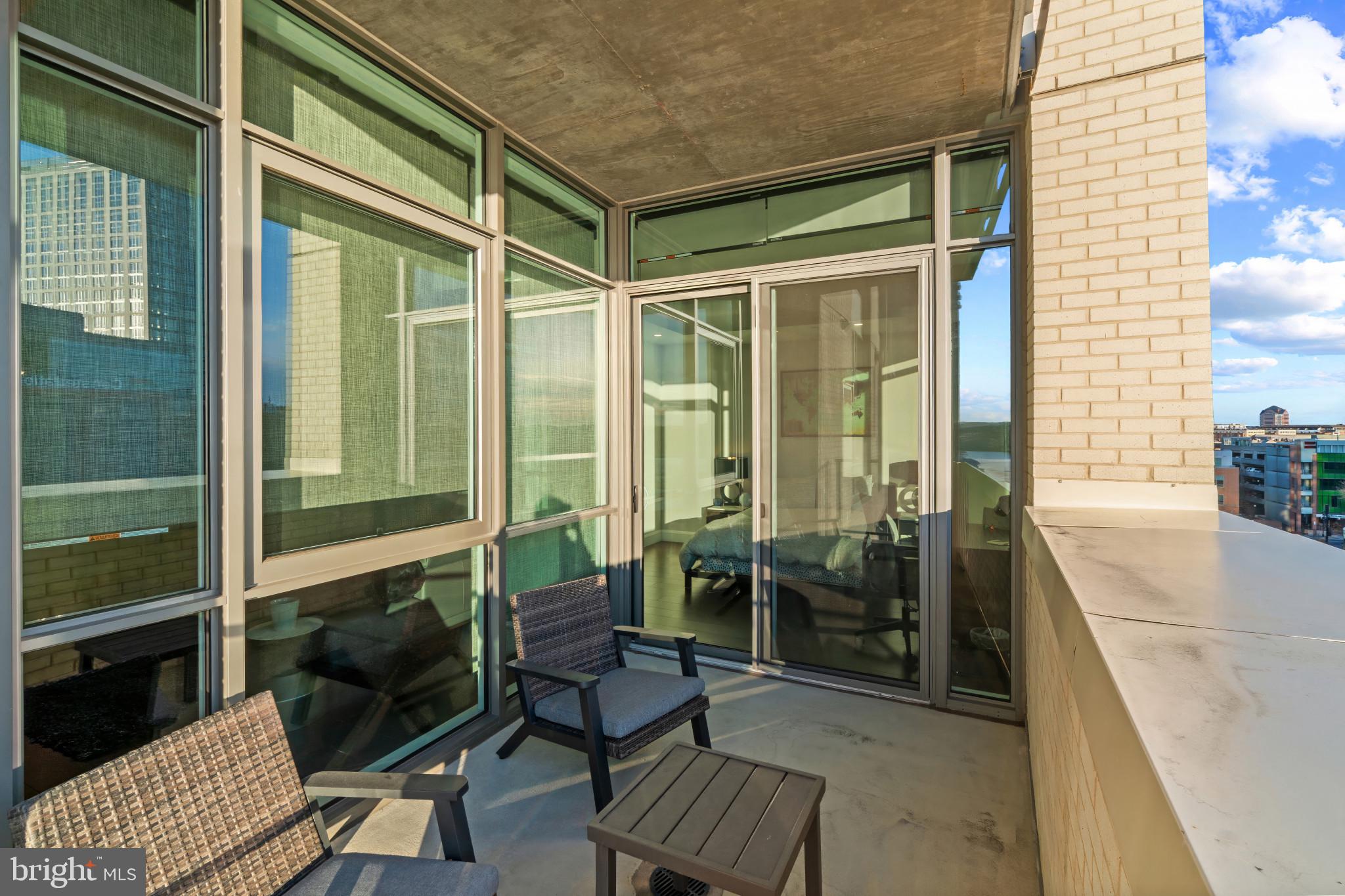 HARBOR EAST - Residential