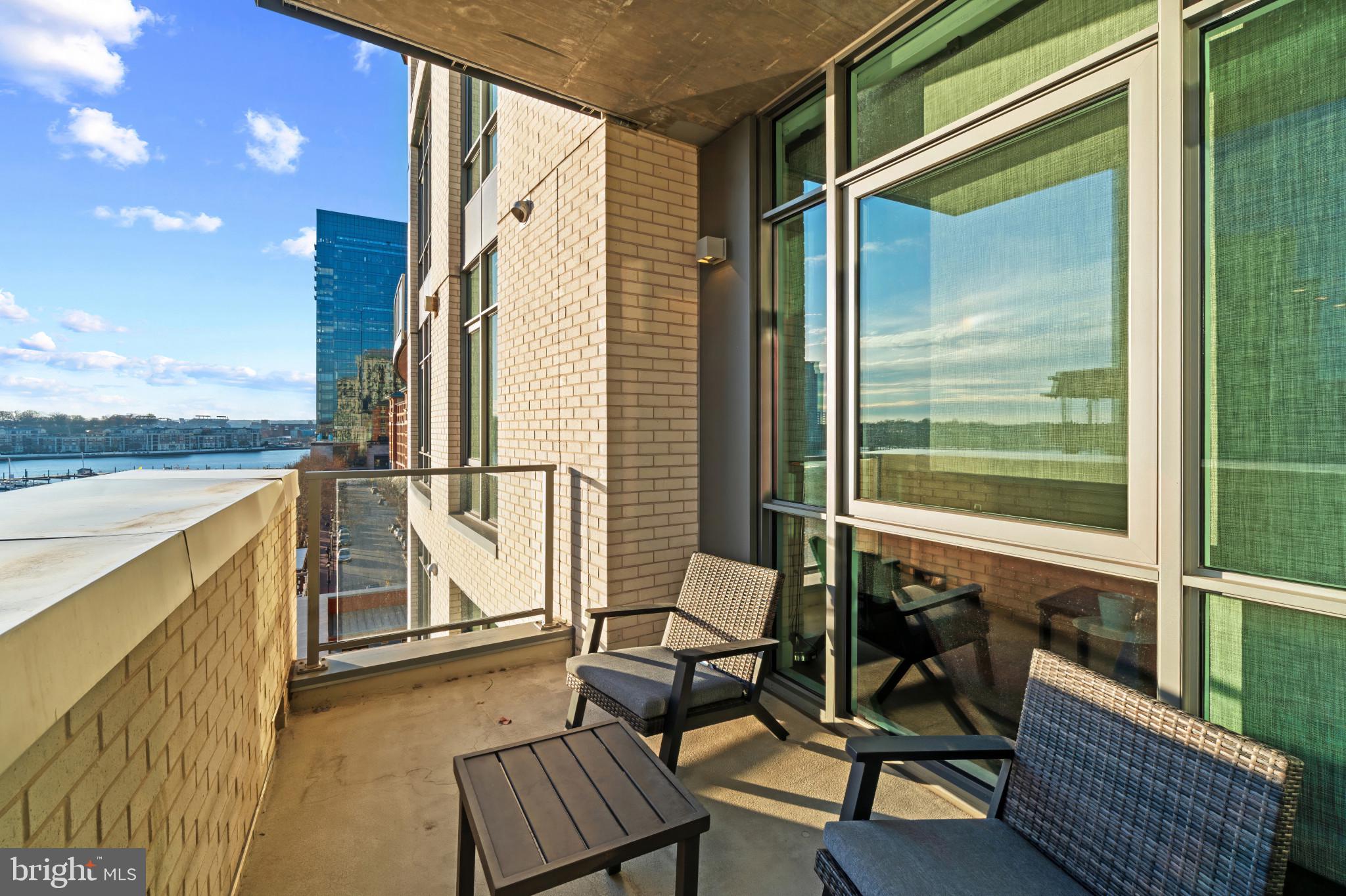 HARBOR EAST - Residential