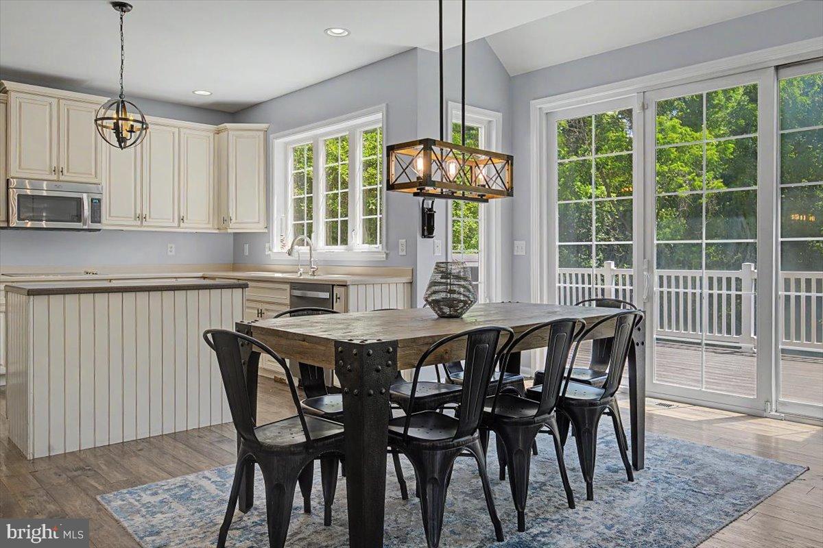 MEADOWCROFT - Residential