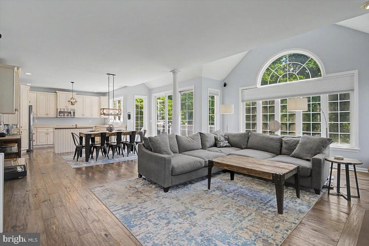 MEADOWCROFT - Residential
