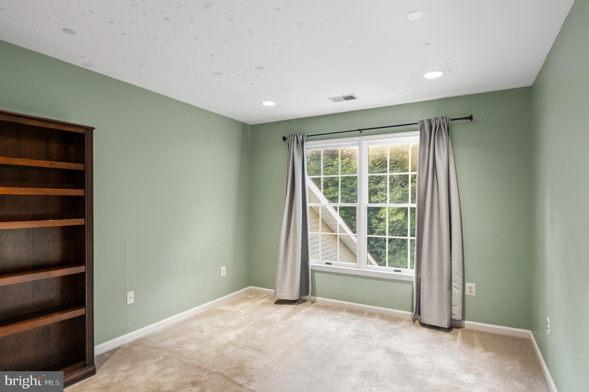 CLEARVIEW ESTATES - Residential