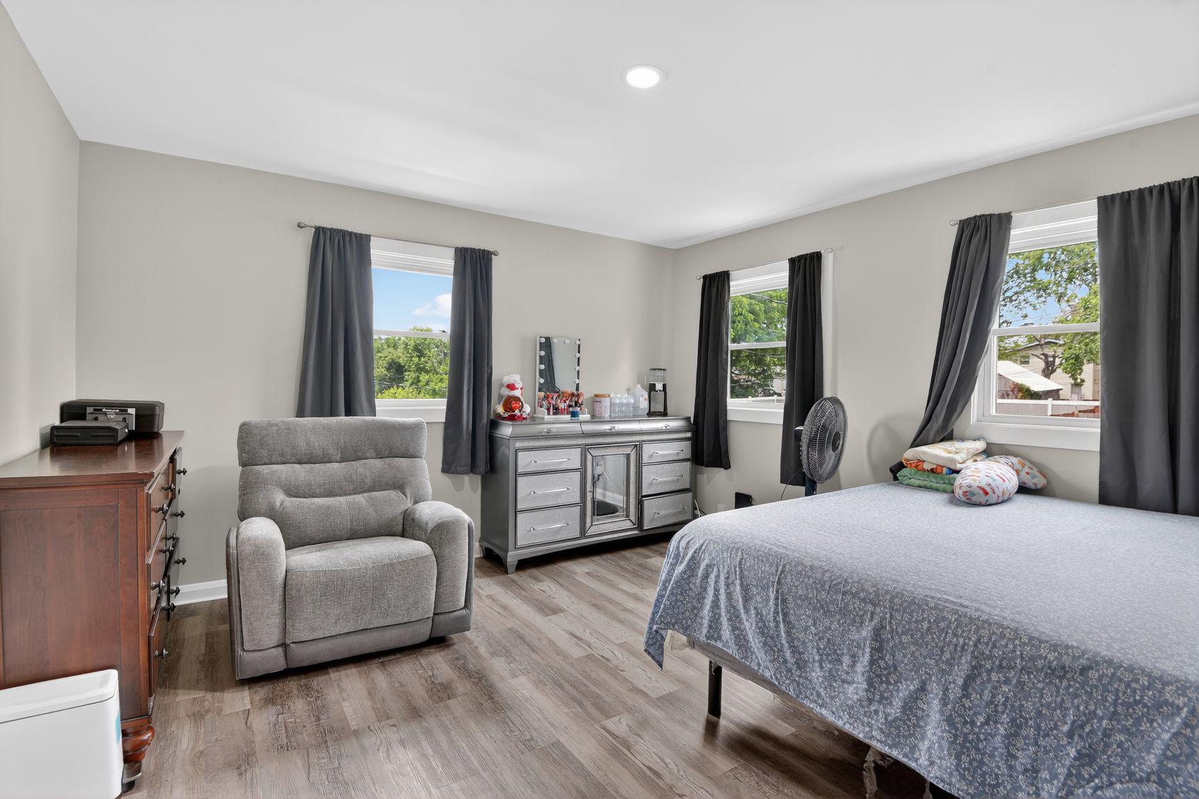 MILFORD RIDGE - Residential