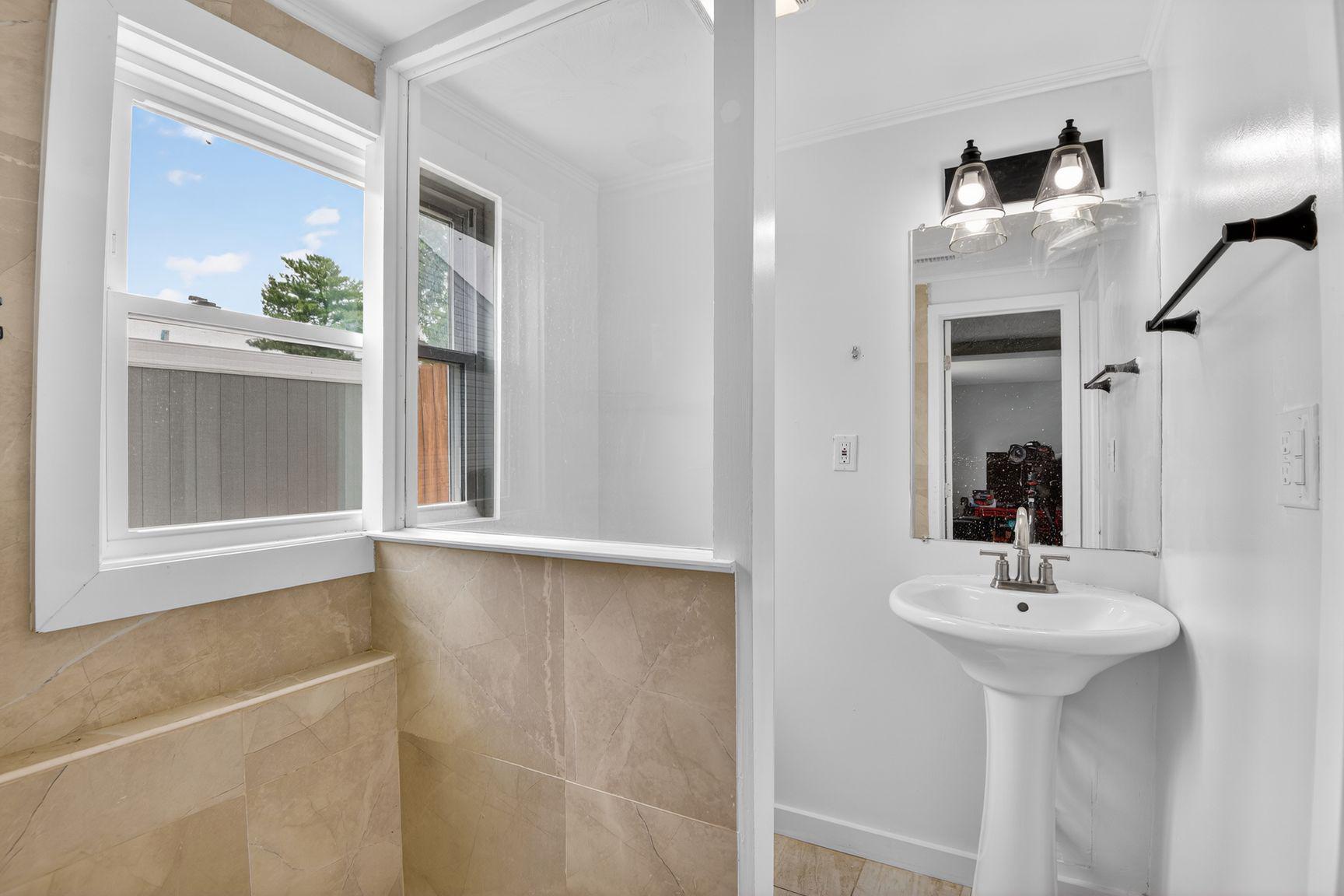 MILFORD RIDGE - Residential