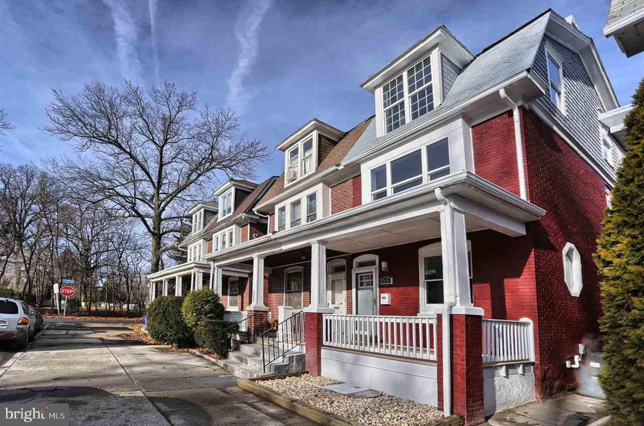 Completely renovated from top to bottom. Masterful design and modern luxury are uniquely embodied in this 4 bedroom 2 bath townhome and awaits her new owners for 2017! Every detail has been carefully selected and quality crafted. This inspirational home with it's generous living space and stylish finishes, will endear a perfect setting for you , your friends & family for living and entertaining.