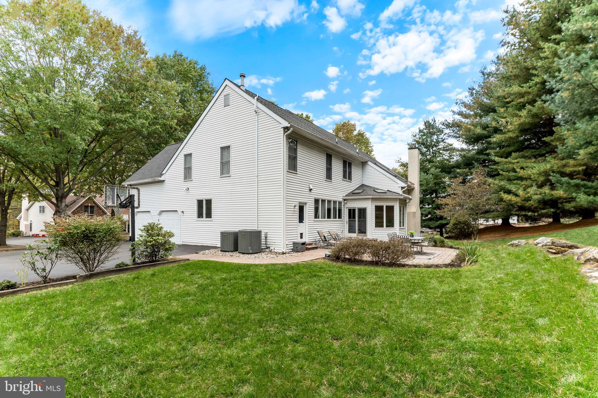 ROSE TREE ESTS - Residential