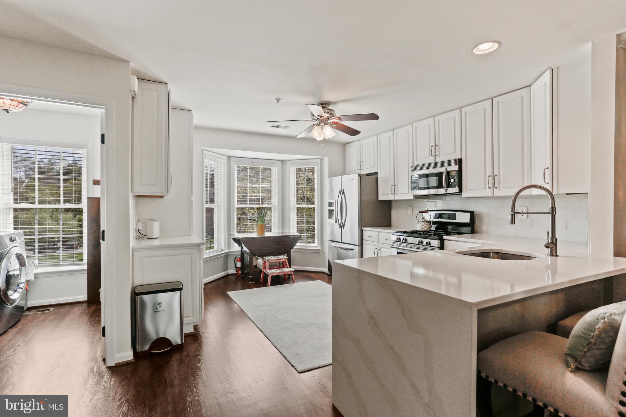 HUNTERS RUN - Residential