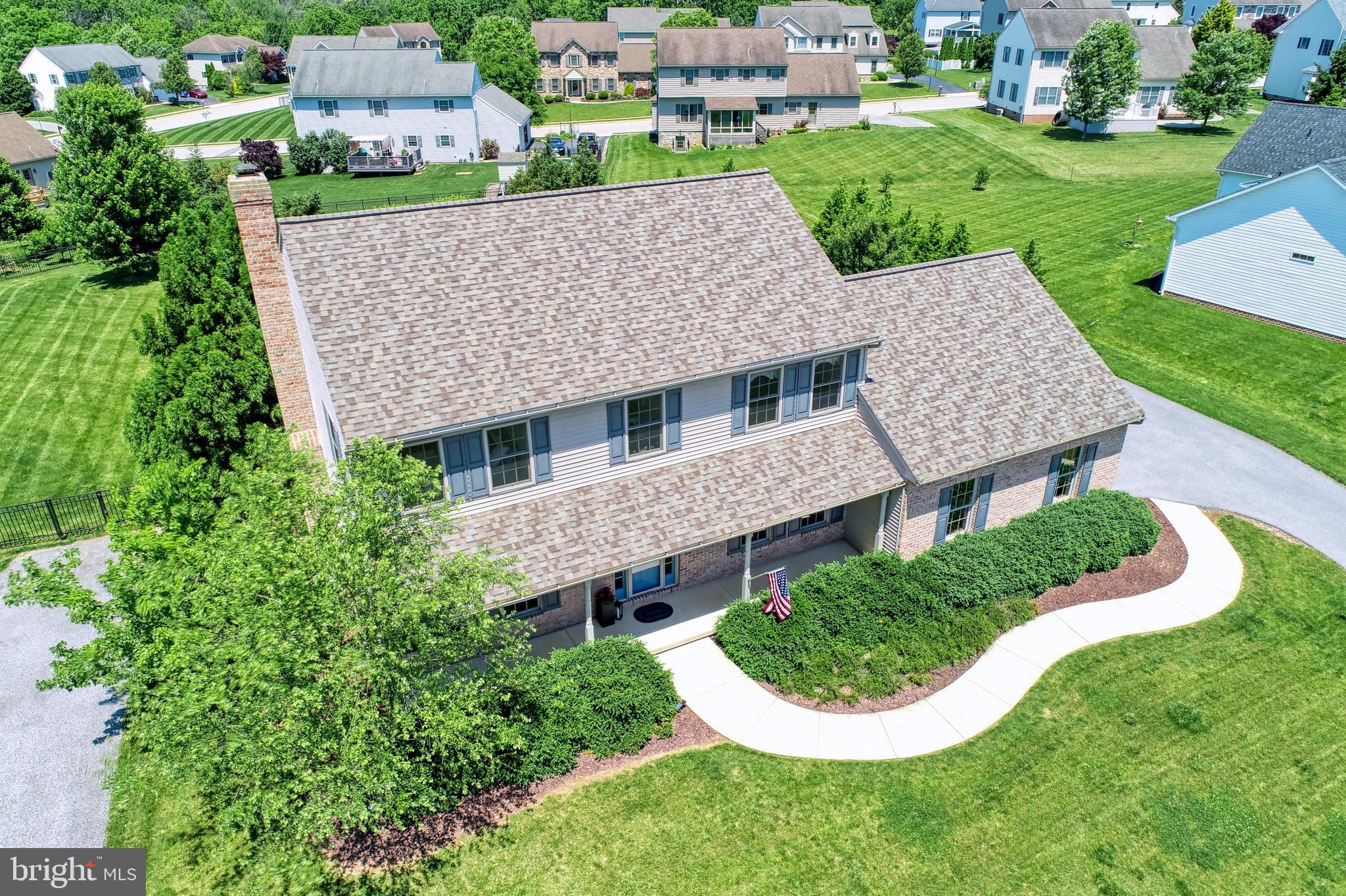 LEXINGTON ESTATES - Residential