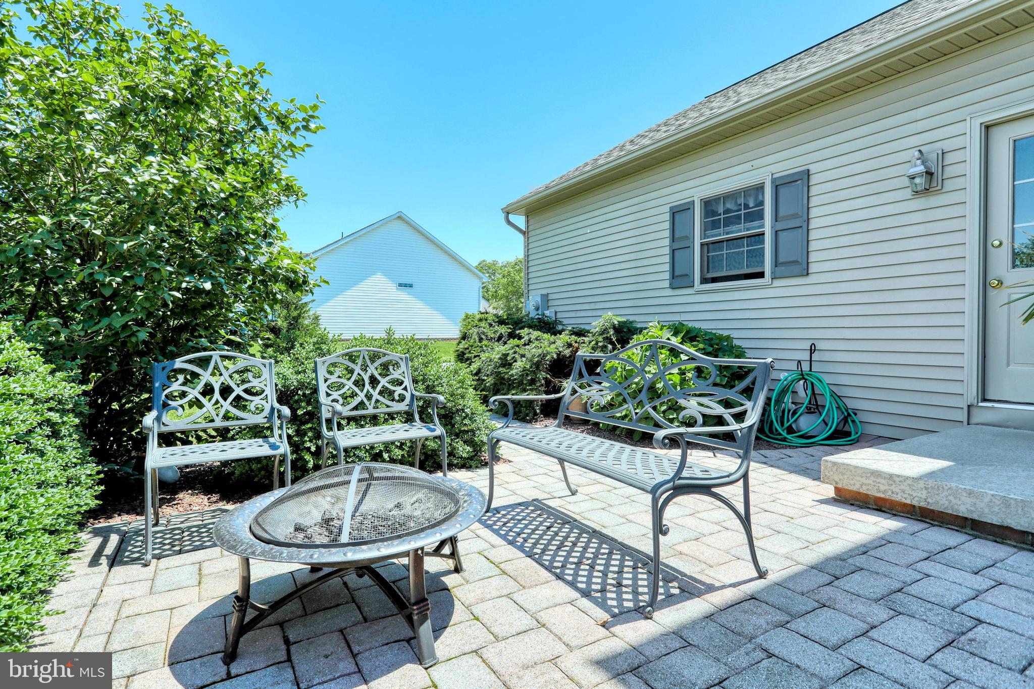 LEXINGTON ESTATES - Residential