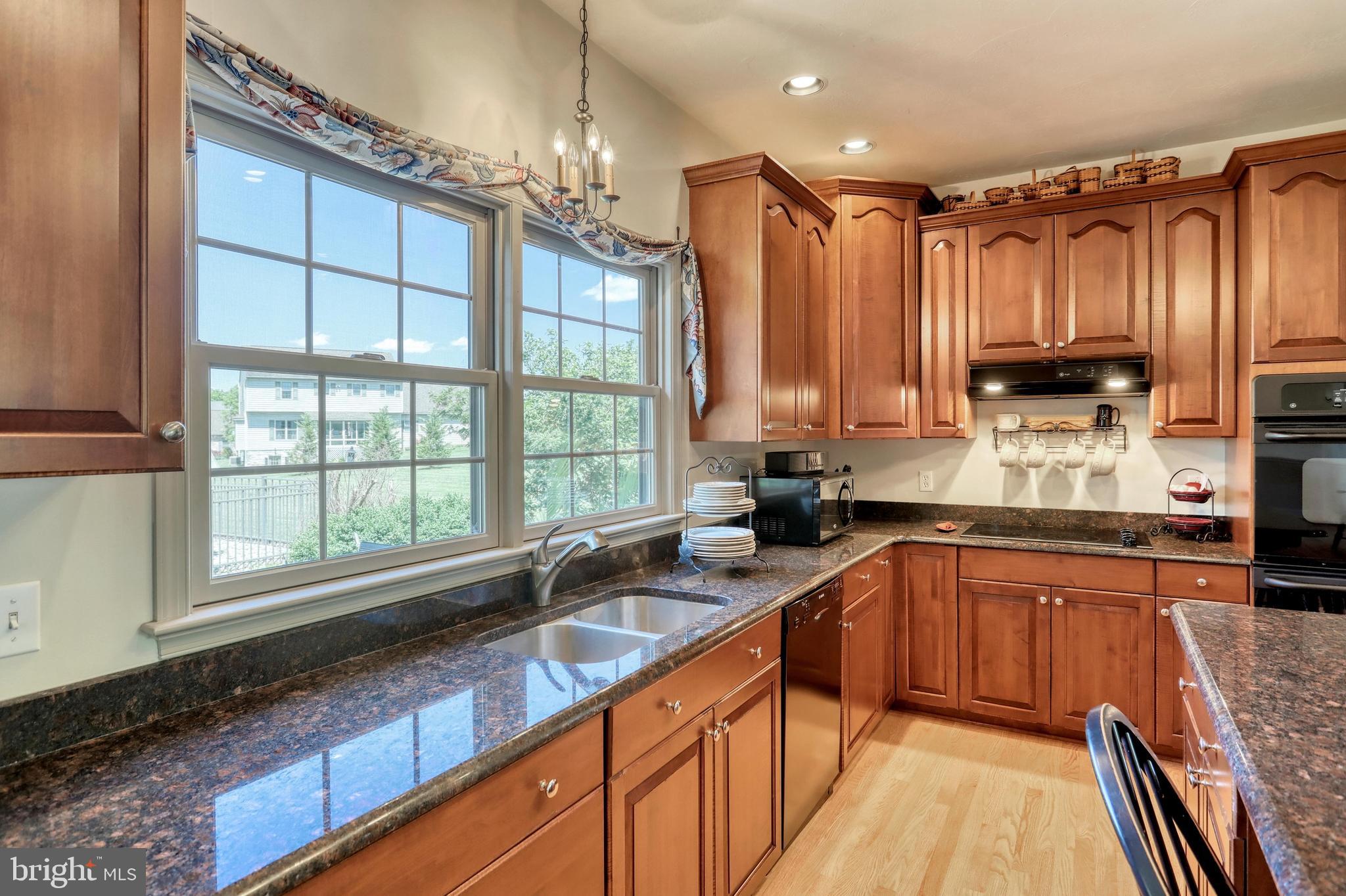 LEXINGTON ESTATES - Residential