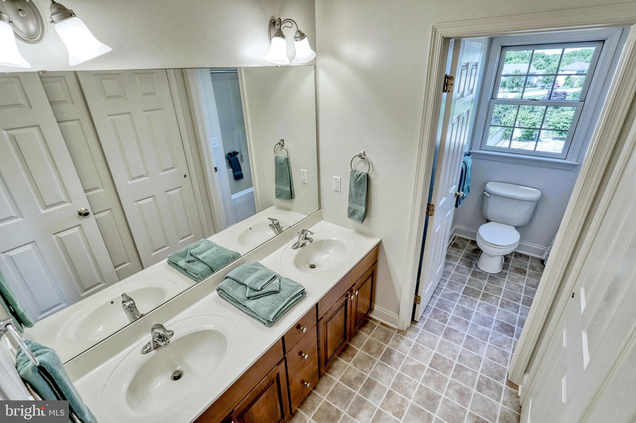 LEXINGTON ESTATES - Residential