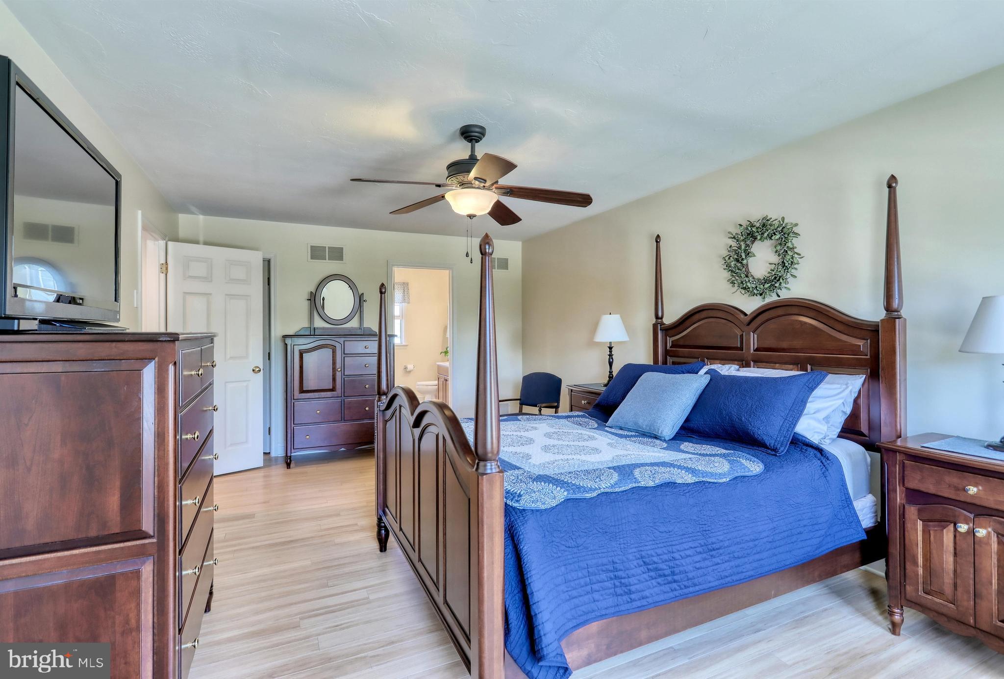 LEXINGTON ESTATES - Residential