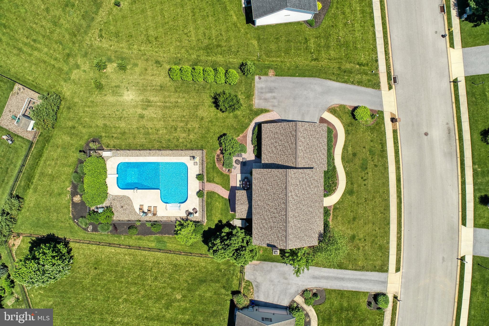 LEXINGTON ESTATES - Residential