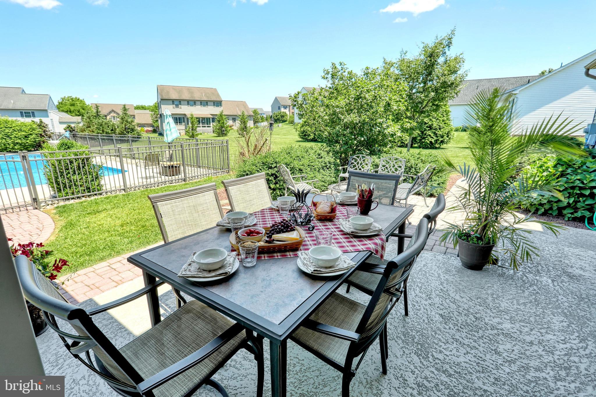 LEXINGTON ESTATES - Residential