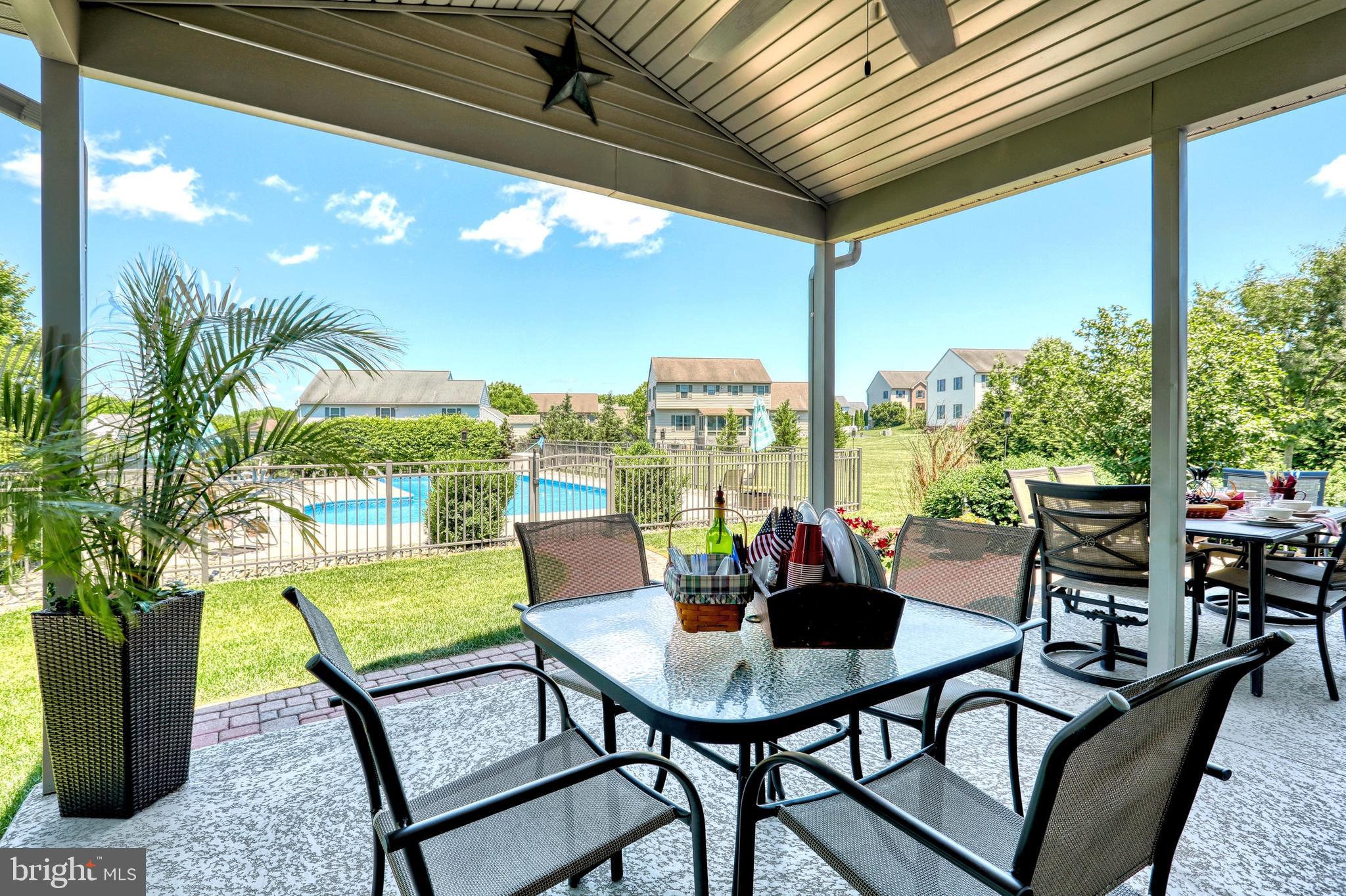 LEXINGTON ESTATES - Residential