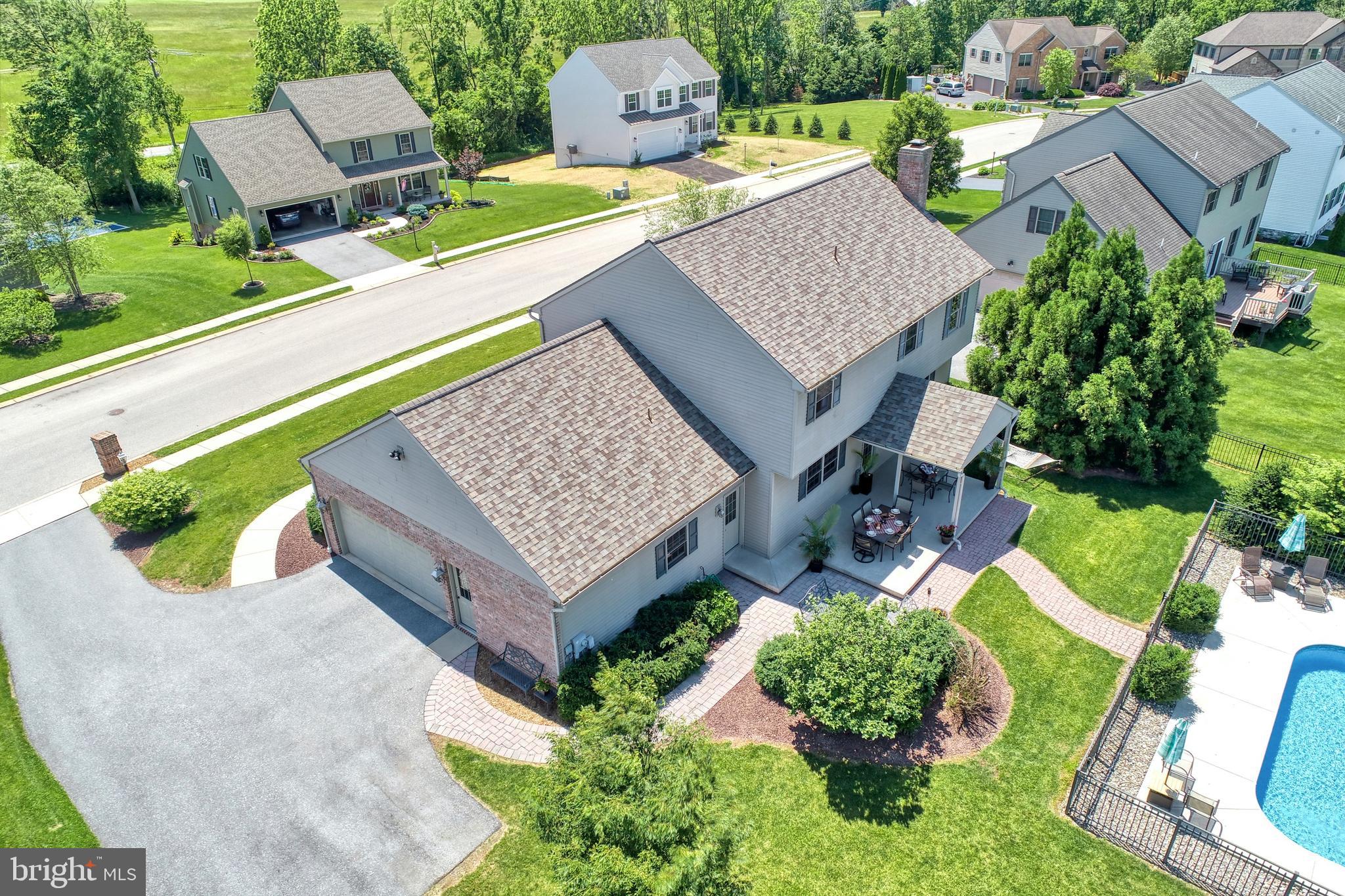 LEXINGTON ESTATES - Residential