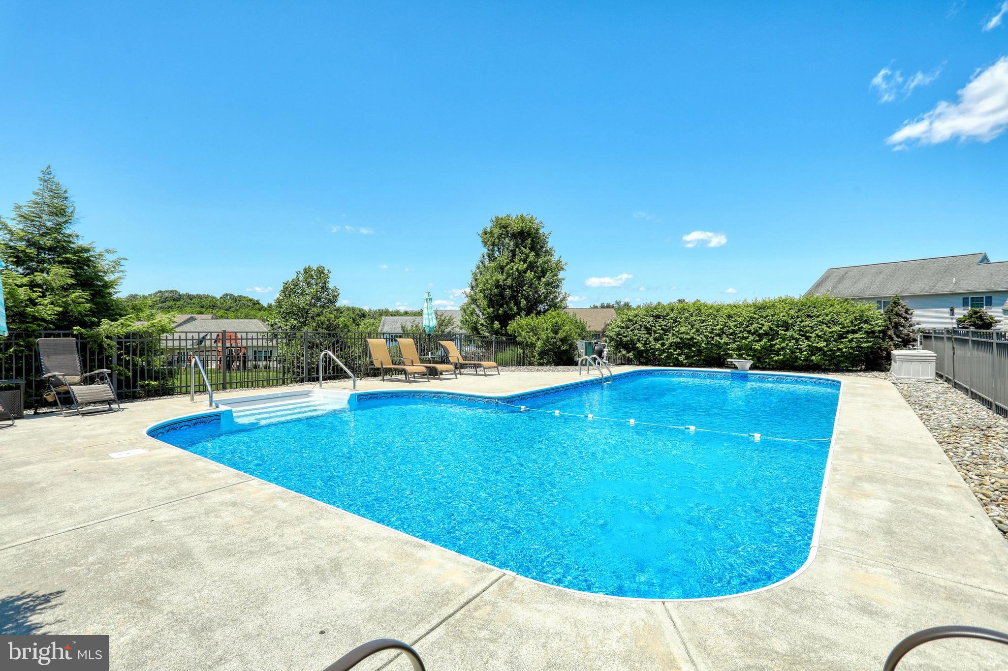 LEXINGTON ESTATES - Residential