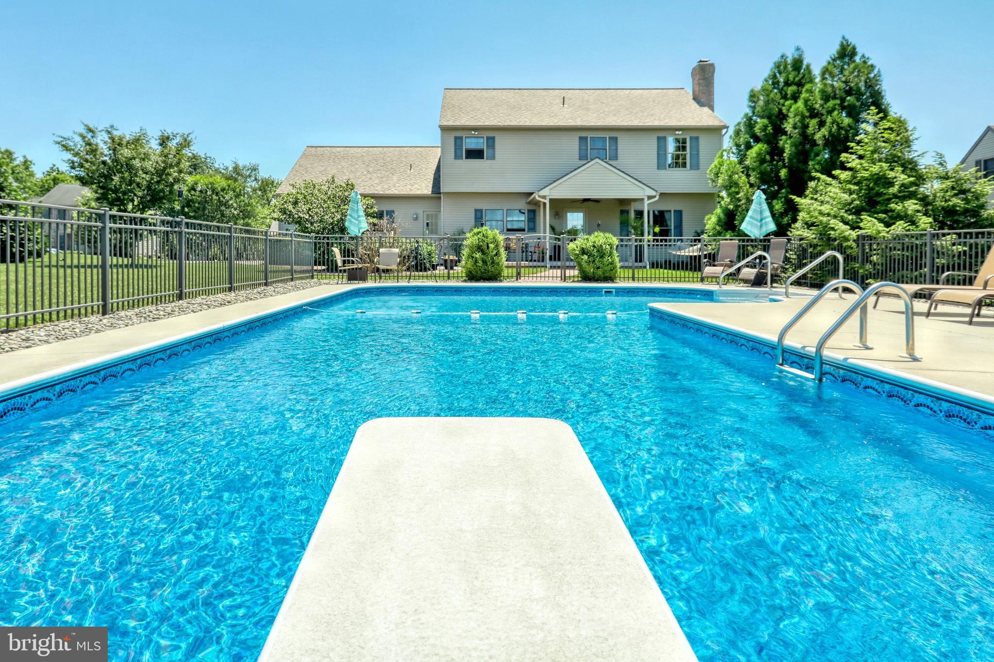 LEXINGTON ESTATES - Residential