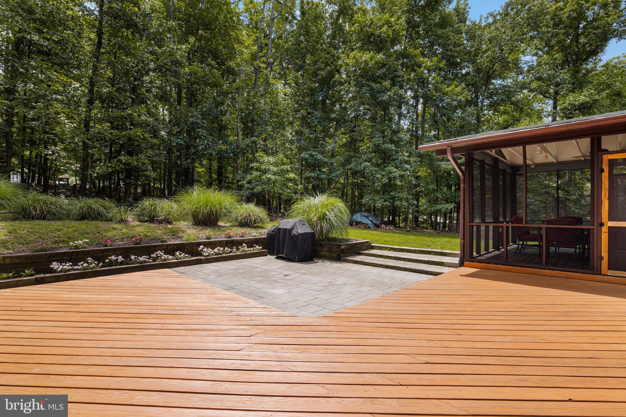RIVER VIEW PARK - Residential