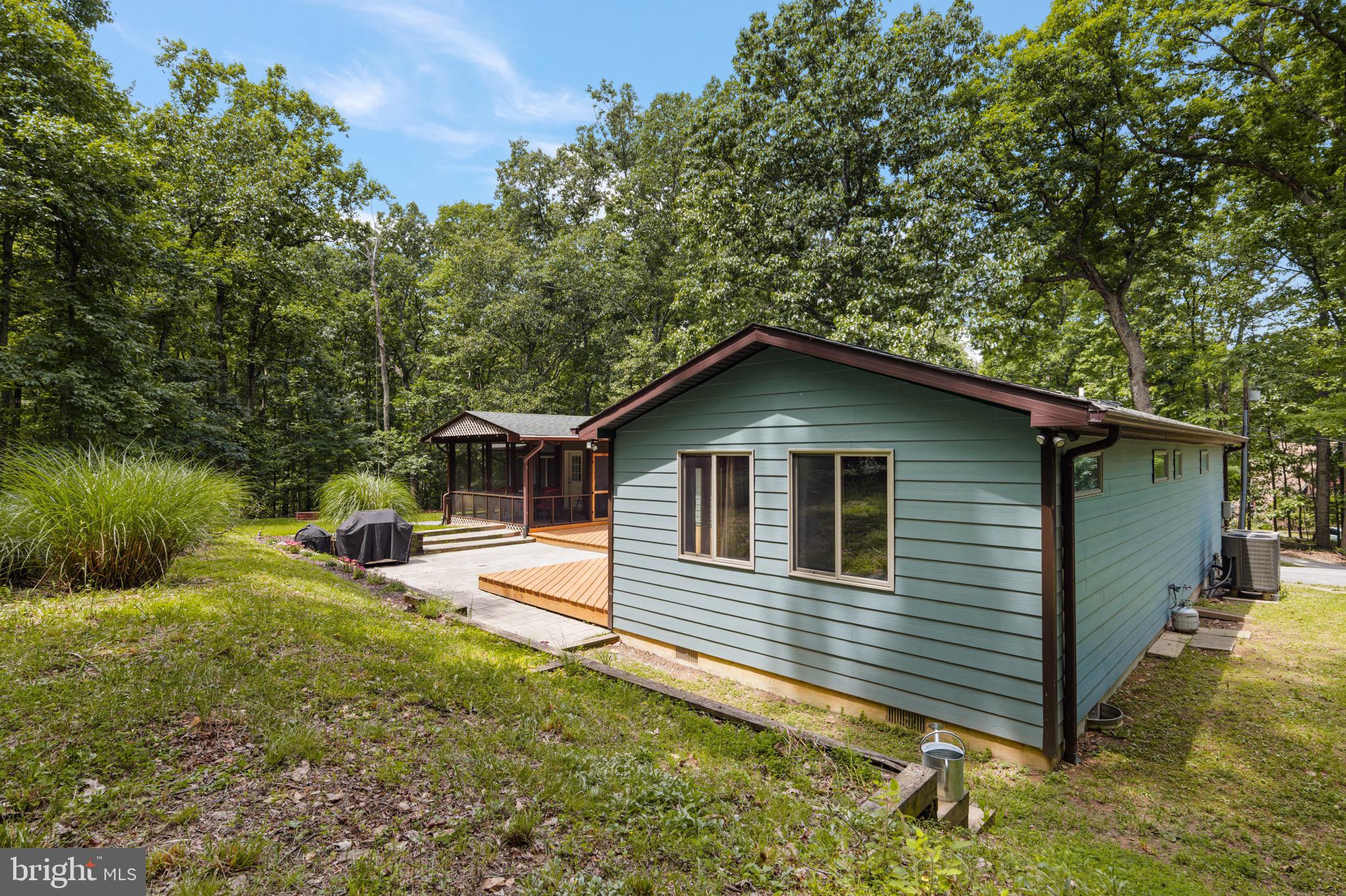 RIVER VIEW PARK - Residential