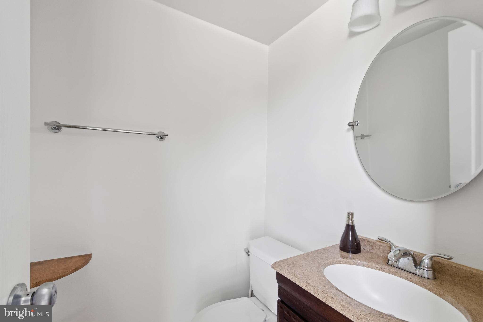 SOUTHGATE WOODS TOWNHOUSES - Residential