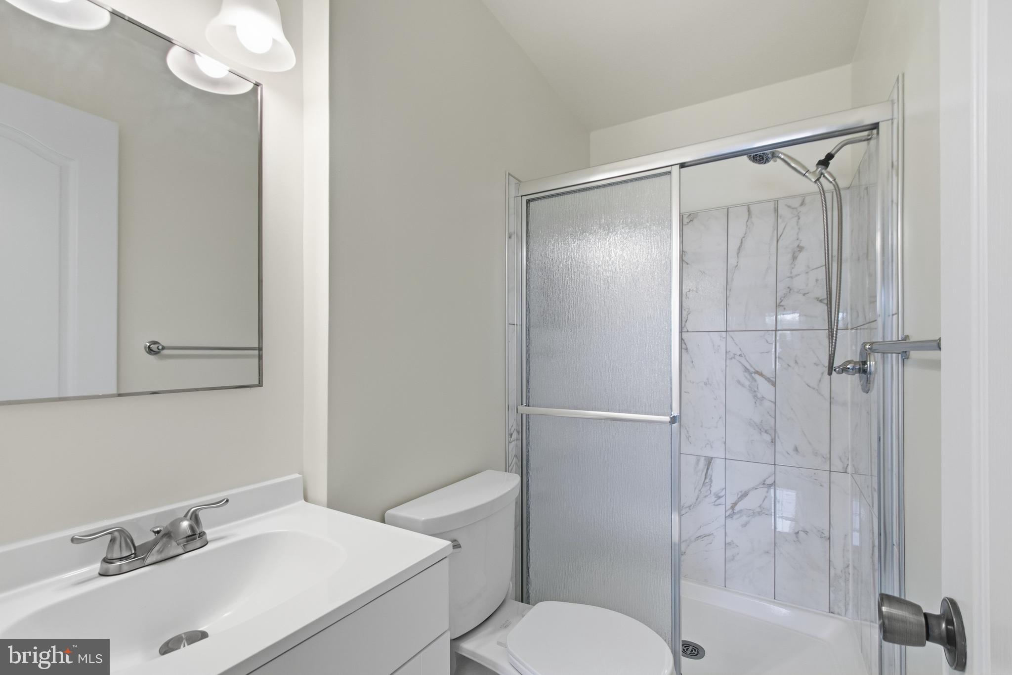 SOUTHGATE WOODS TOWNHOUSES - Residential
