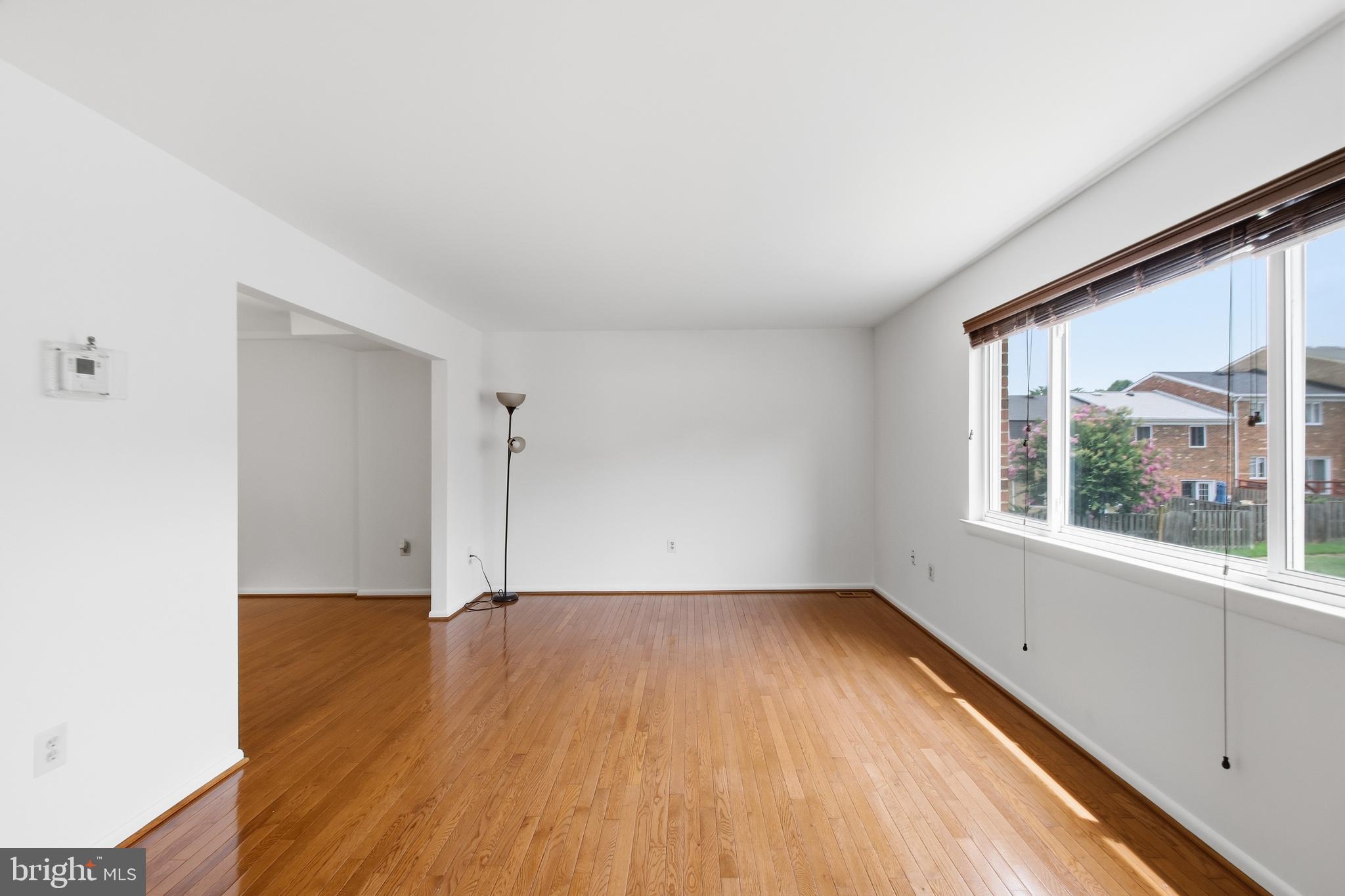 SOUTHGATE WOODS TOWNHOUSES - Residential