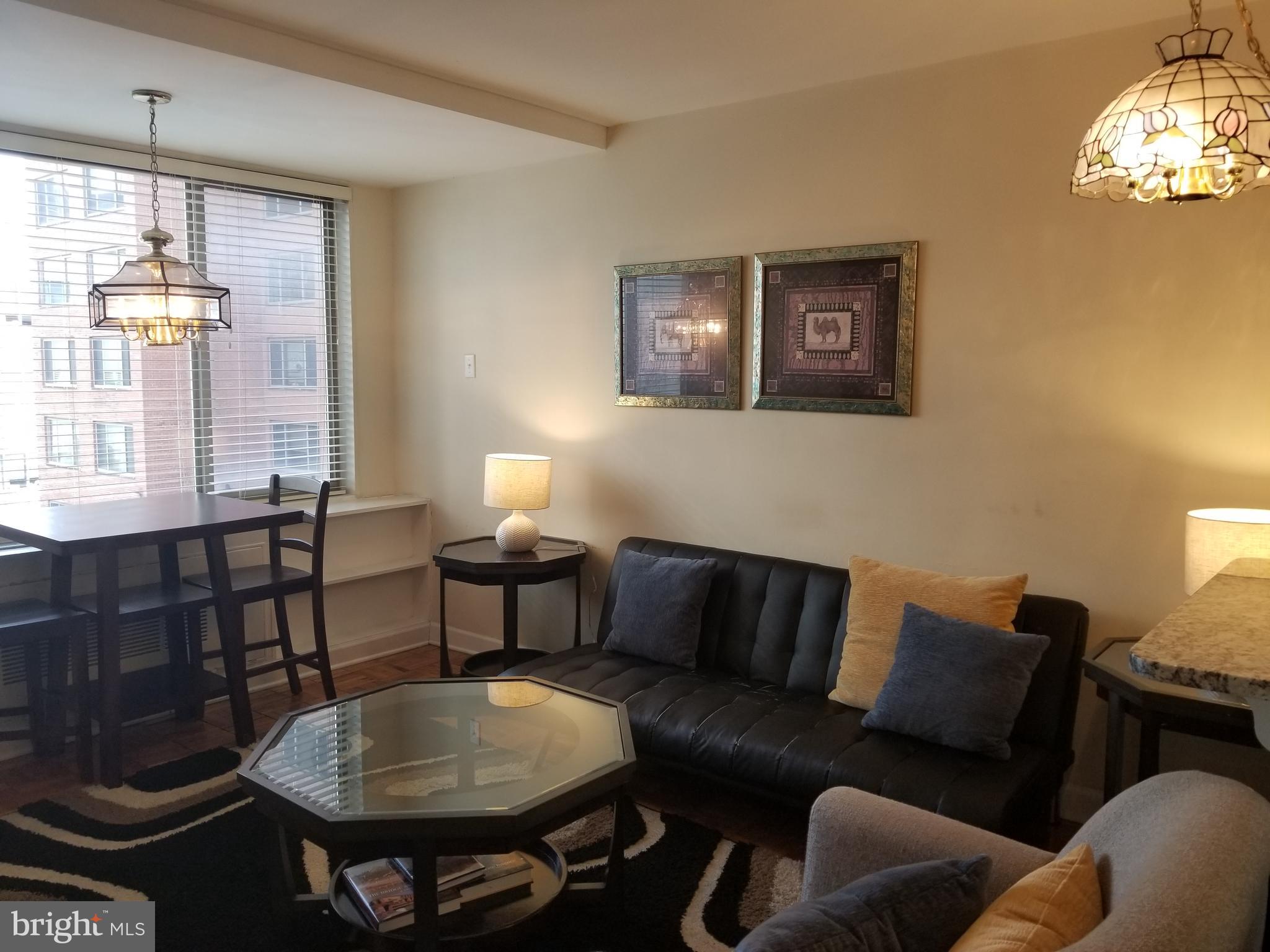RIVER PLACE NORTH - Residential
