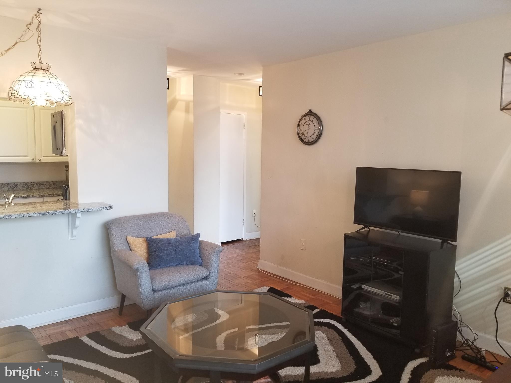 RIVER PLACE NORTH - Residential
