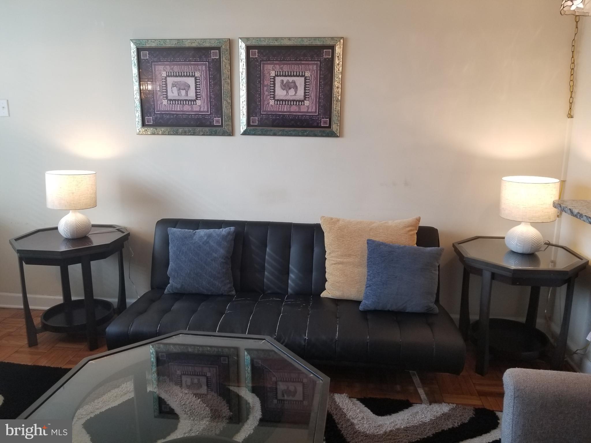 RIVER PLACE NORTH - Residential
