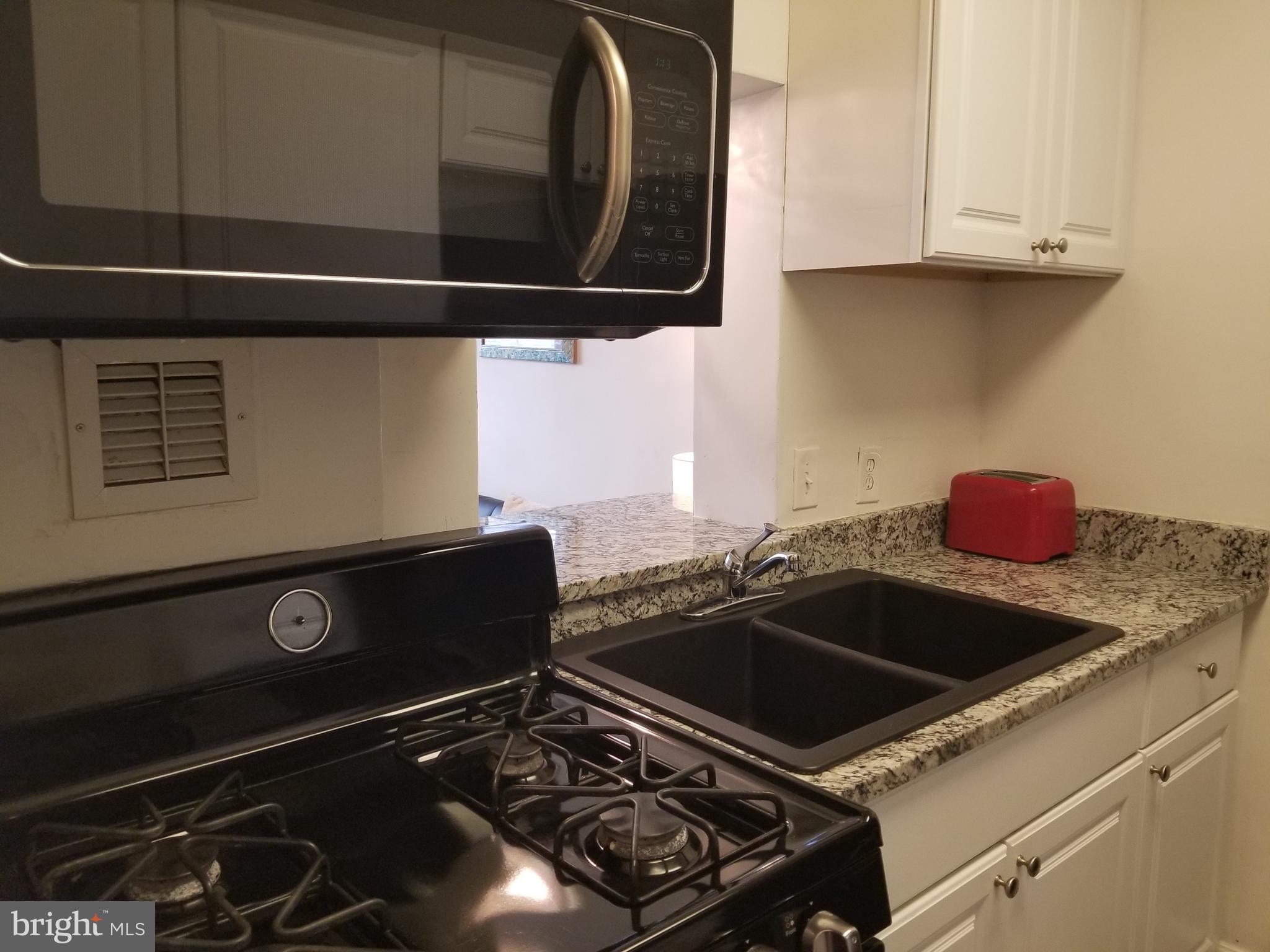 RIVER PLACE NORTH - Residential