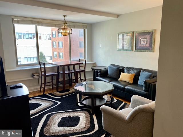 RIVER PLACE NORTH - Residential