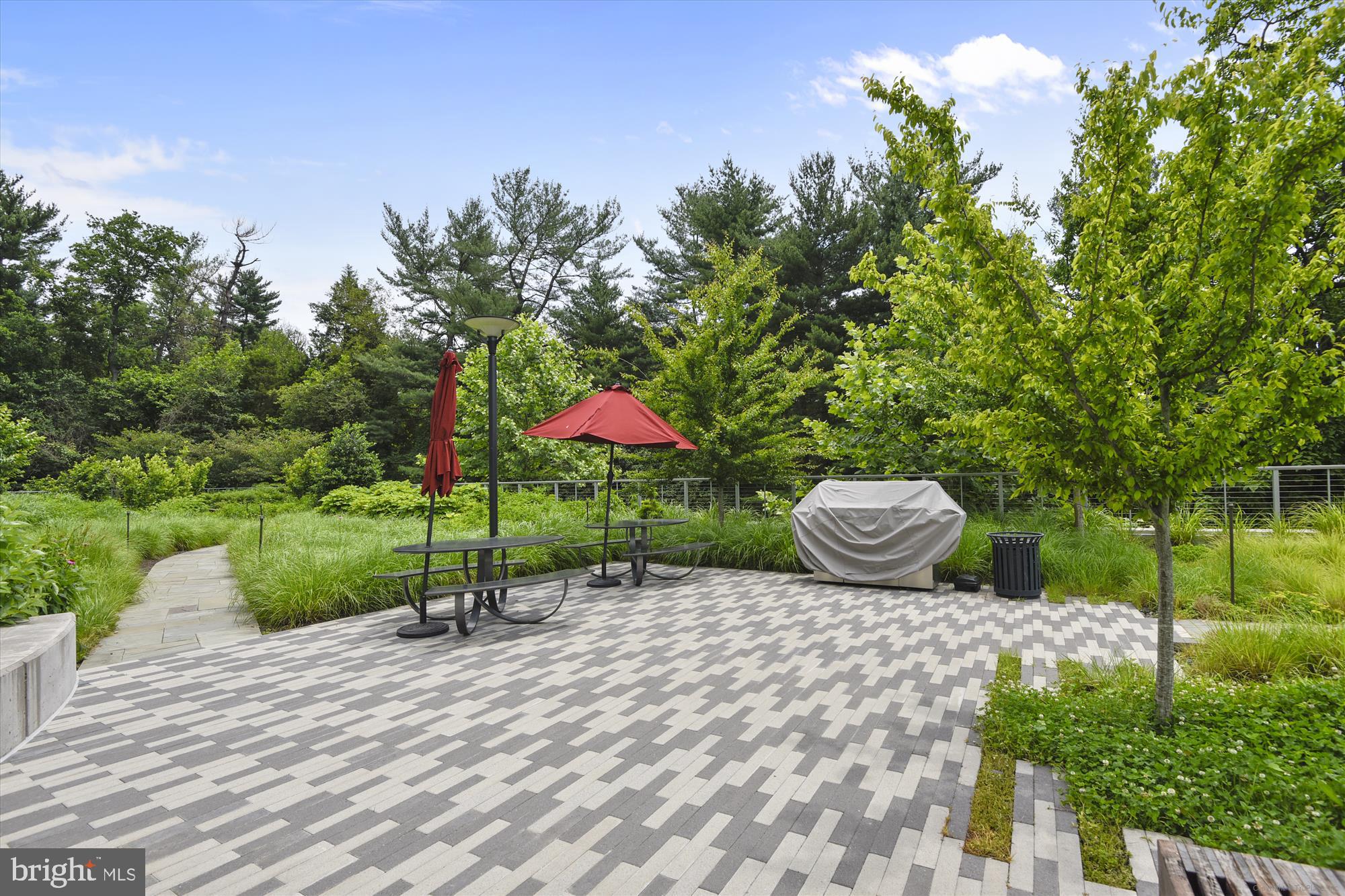 KENWOOD - Residential Lease