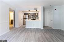 FOUNTAINS AT MCLEAN - Residential Lease