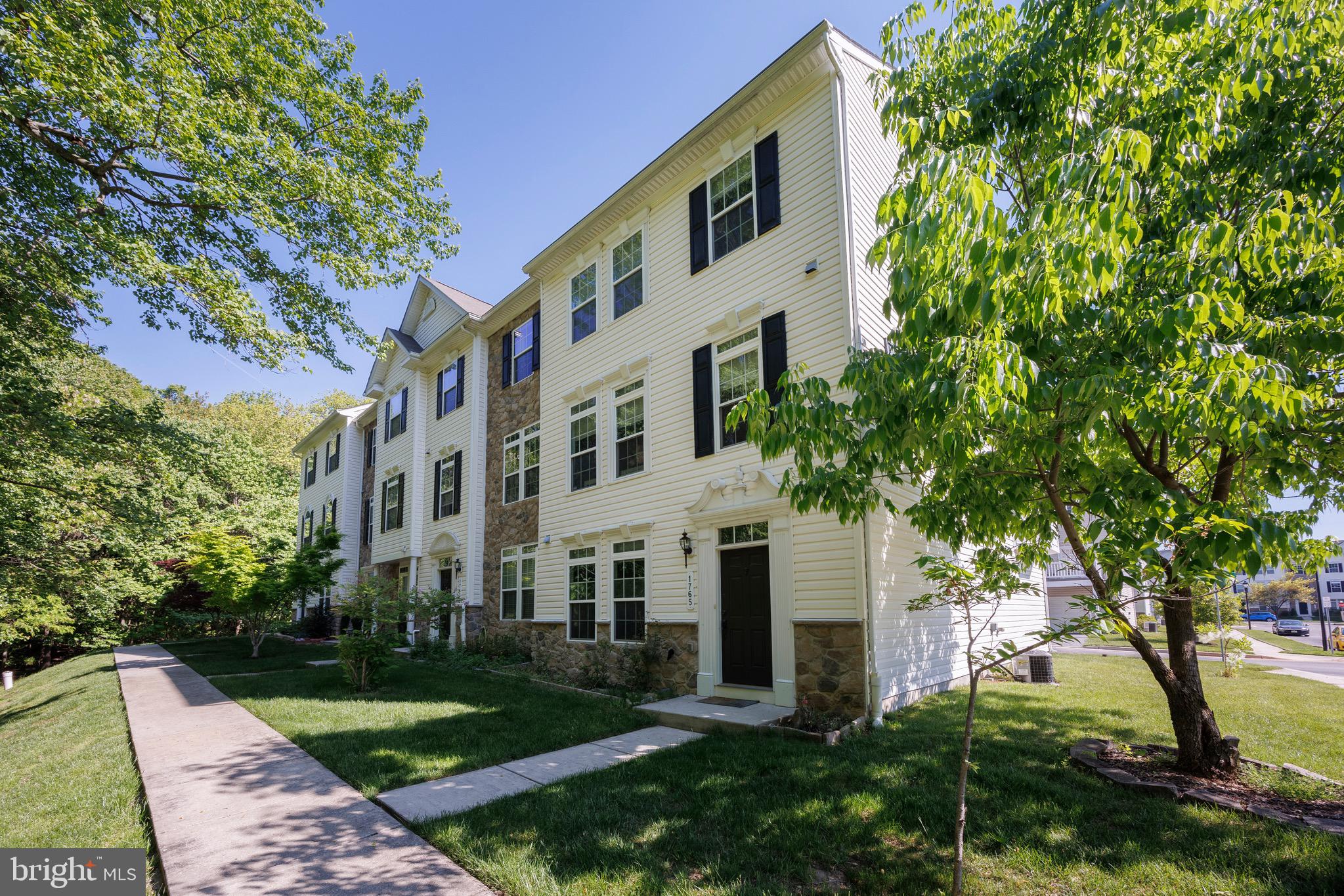 VILLAGES OF DORCHESTER - Residential