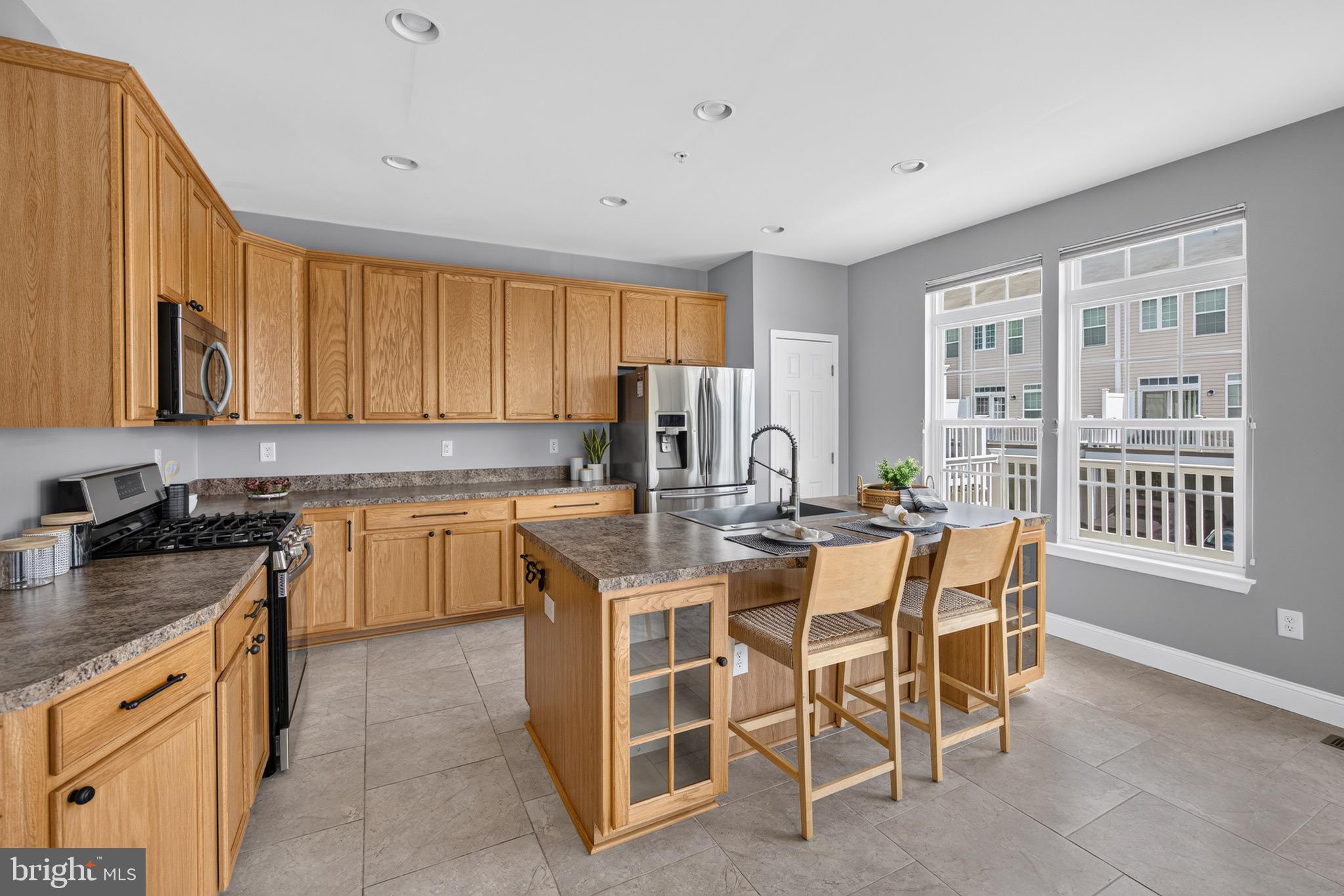VILLAGES OF DORCHESTER - Residential