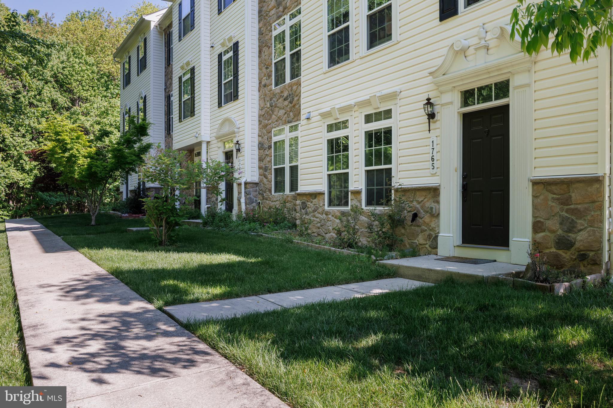 VILLAGES OF DORCHESTER - Residential