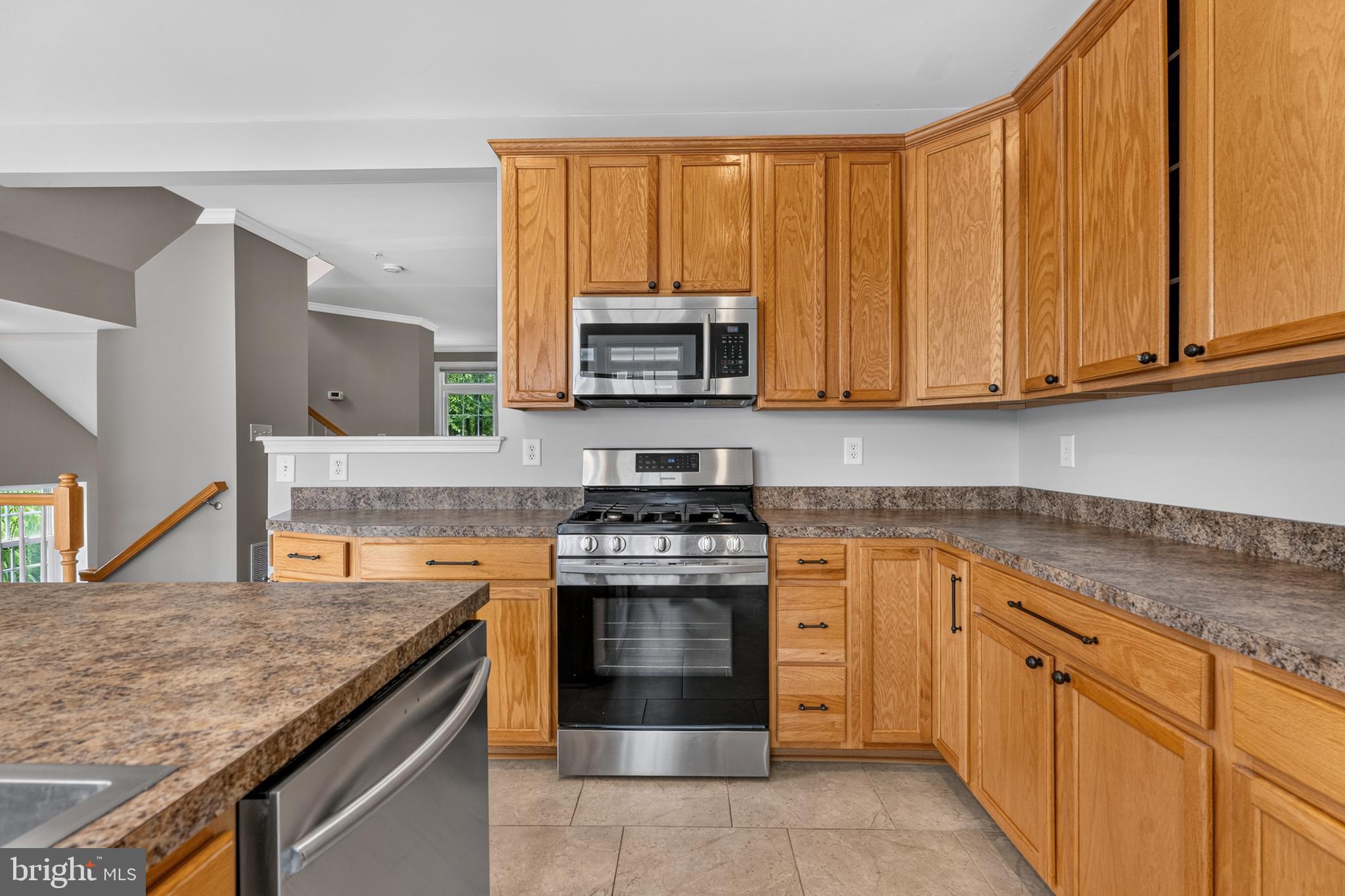VILLAGES OF DORCHESTER - Residential