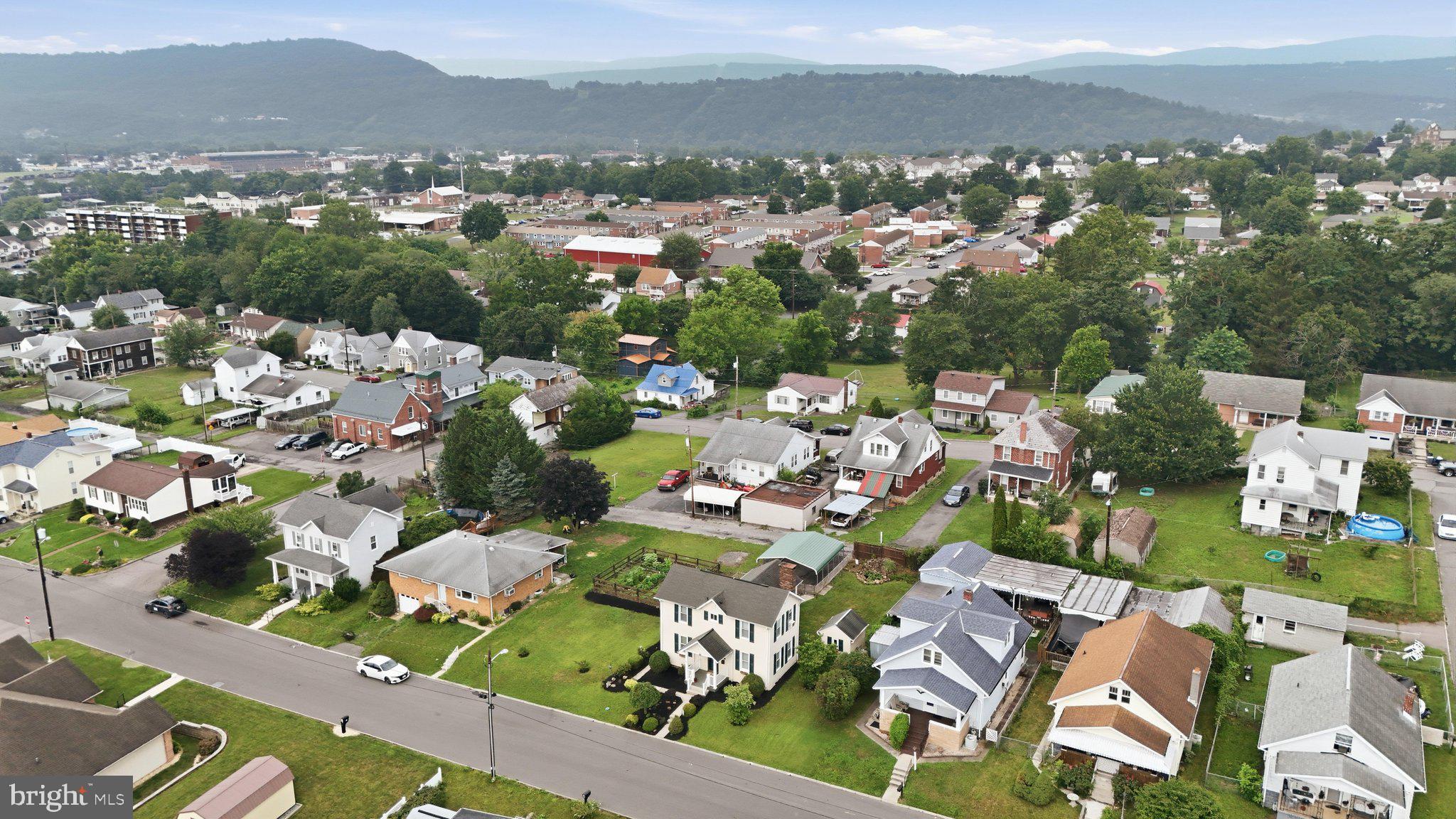 MAPLESIDE - Residential