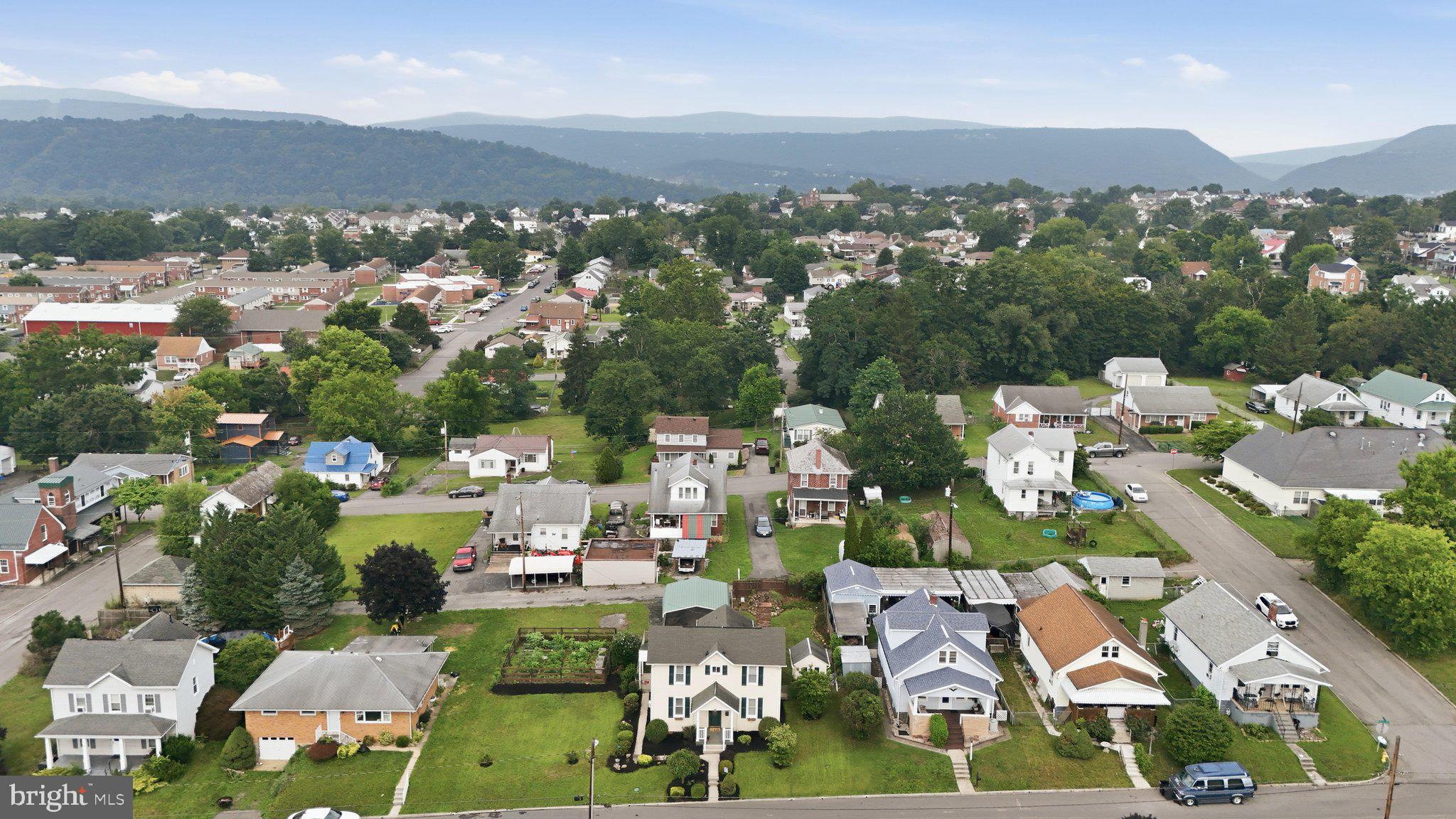 MAPLESIDE - Residential