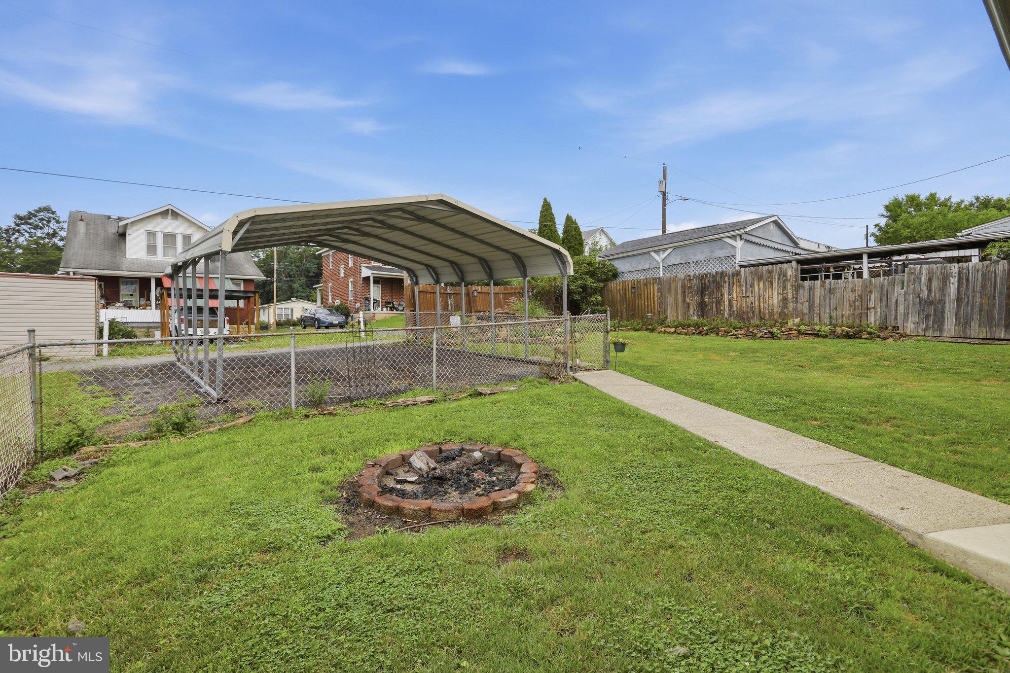 MAPLESIDE - Residential