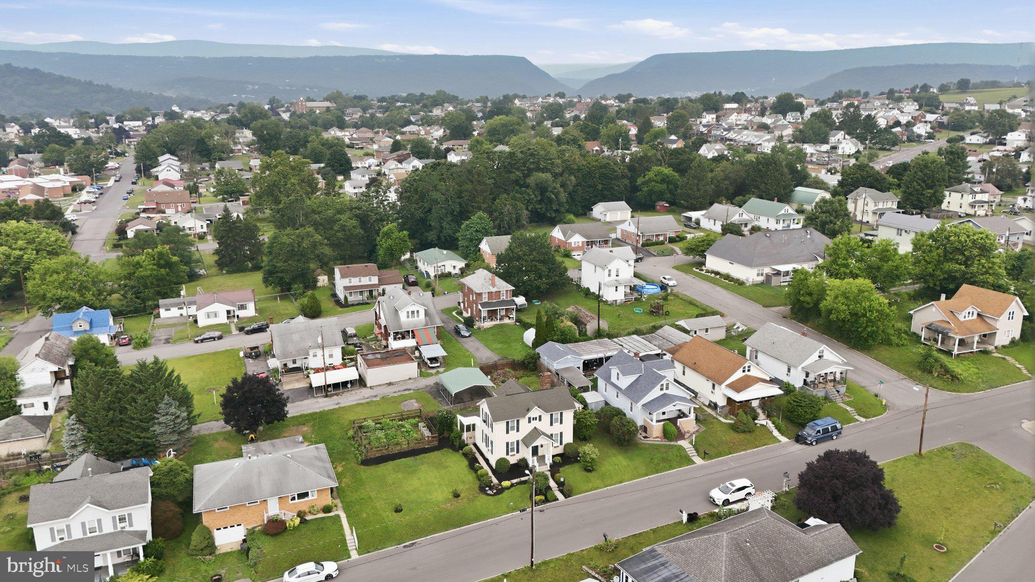 MAPLESIDE - Residential