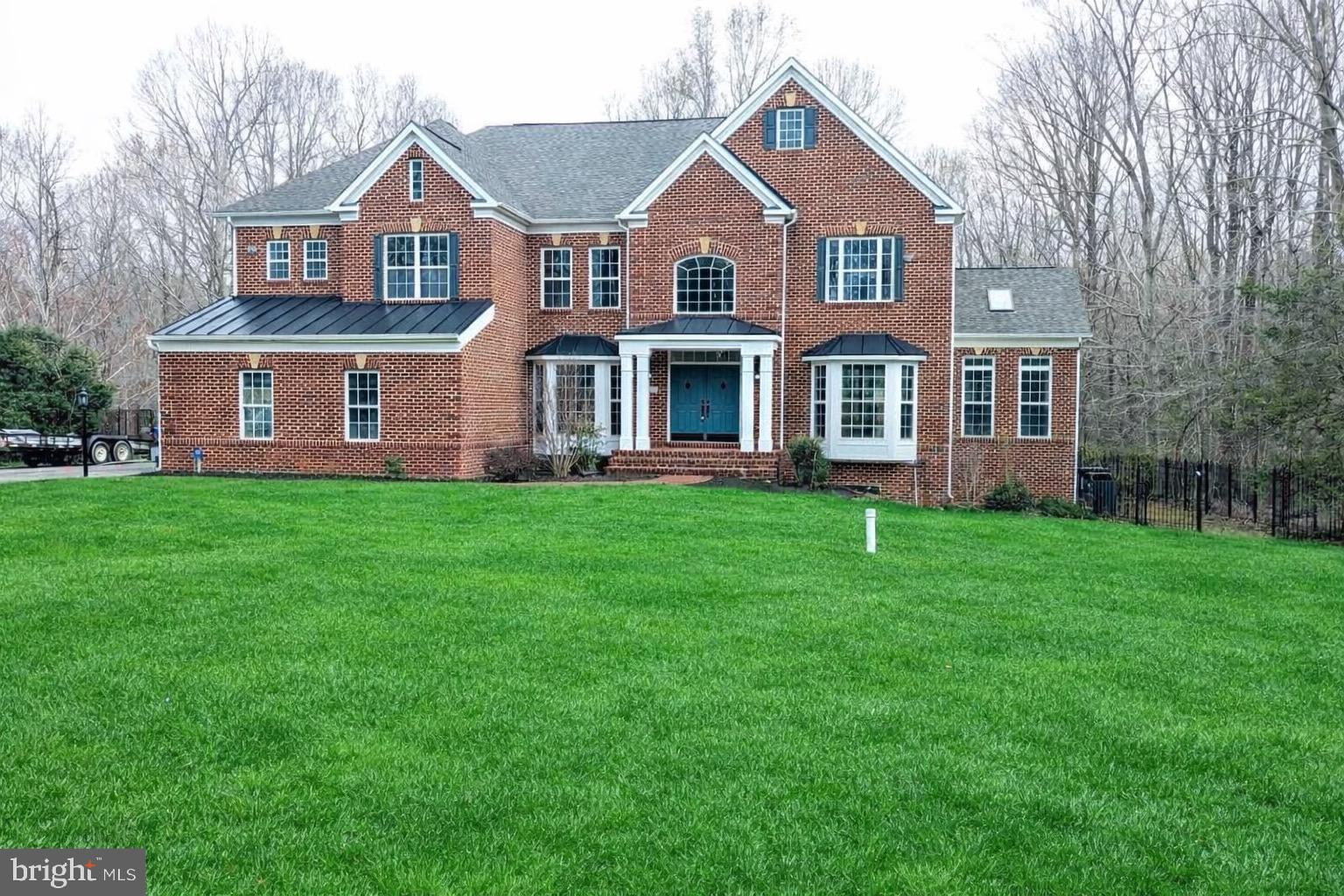 LONGMEADE - Residential