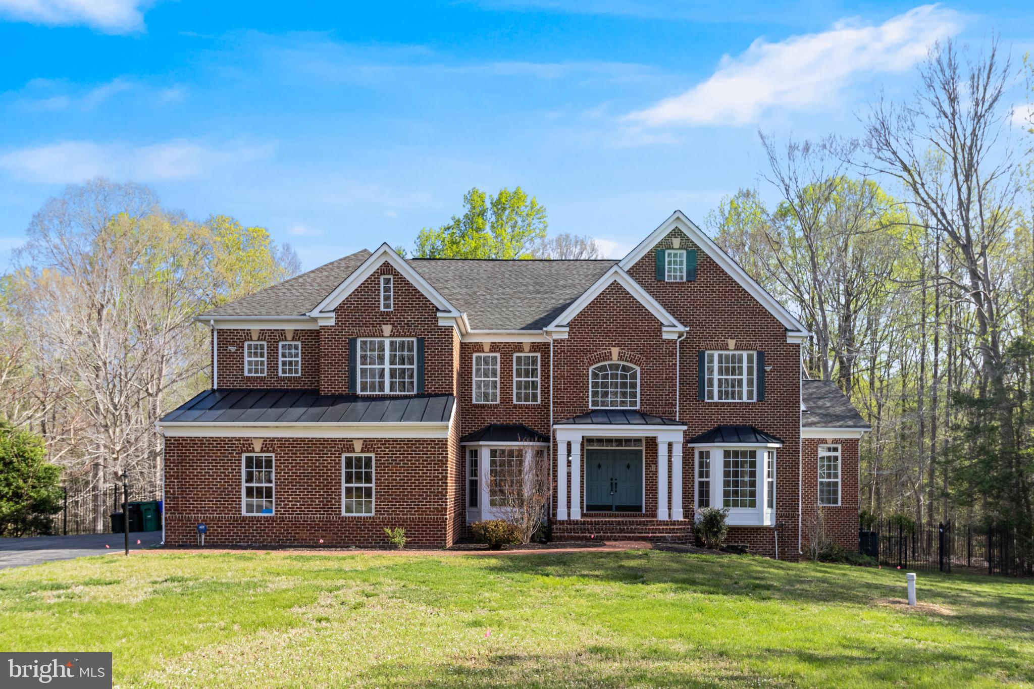 LONGMEADE - Residential