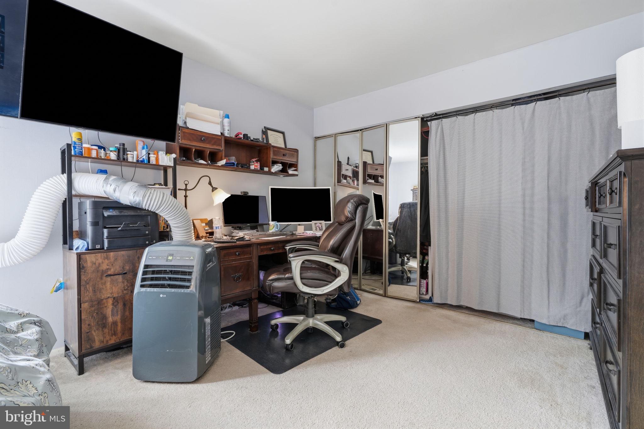 STONY BROOK - Residential