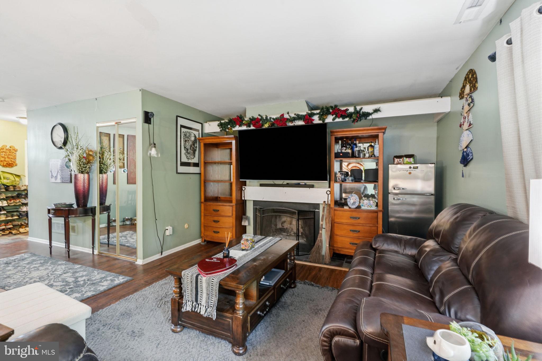 STONY BROOK - Residential